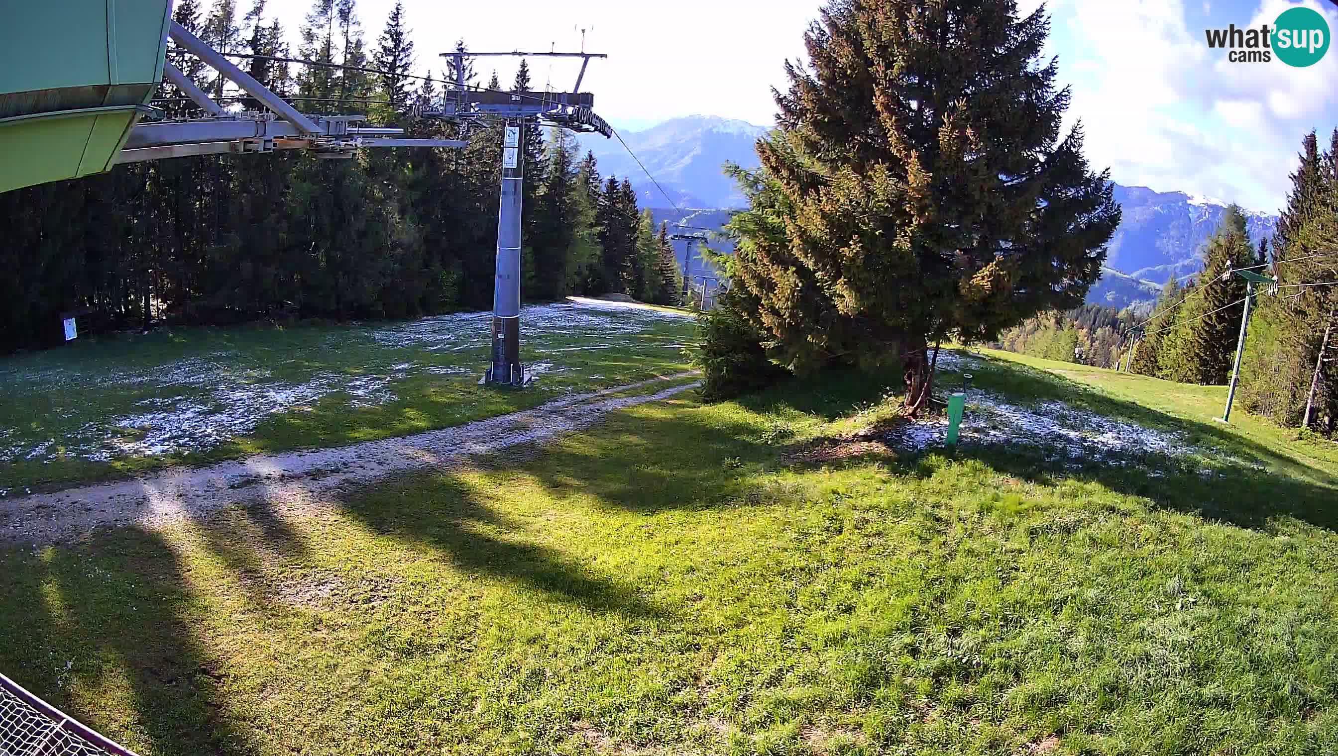 Skijalište Cerkno web kamera Lom – Slovenija