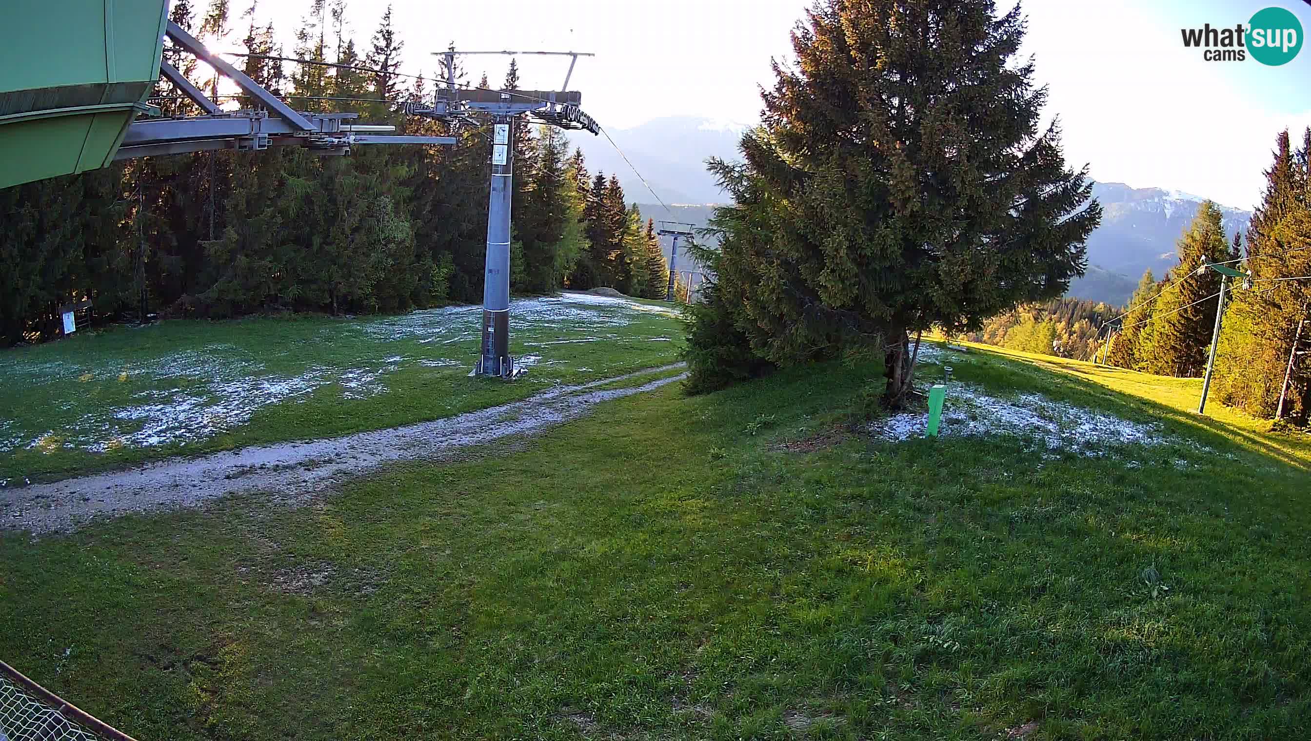 Smušišče Cerkno spletna kamera Lom zgornja proga