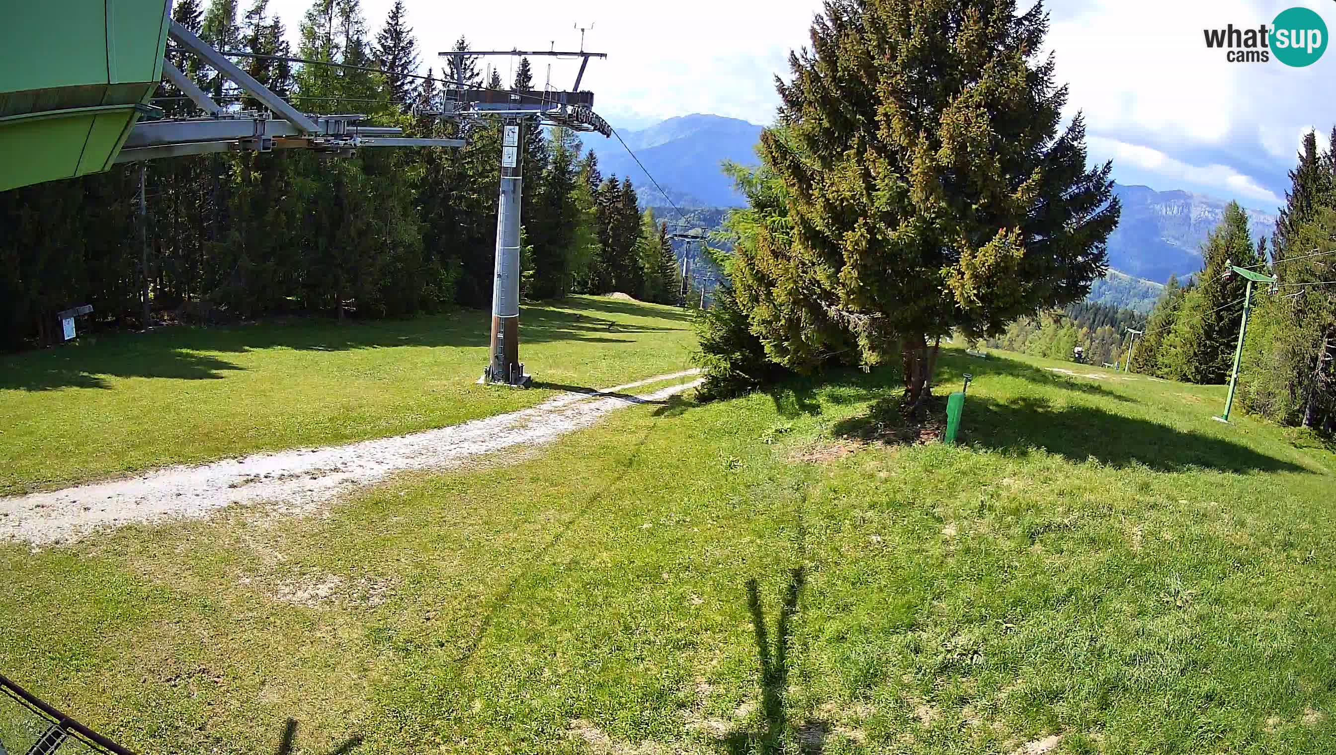Skijalište Cerkno web kamera Lom – Slovenija