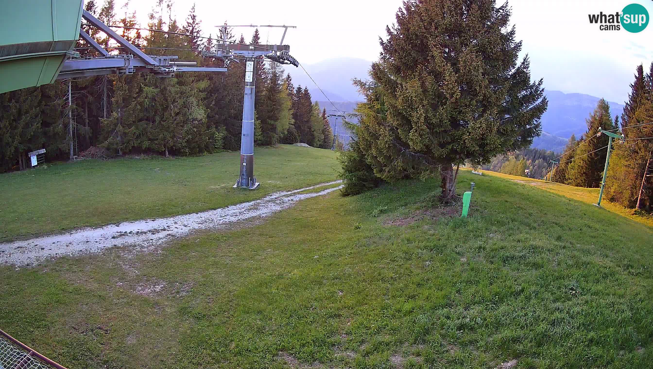 Skijalište Cerkno web kamera Lom – Slovenija