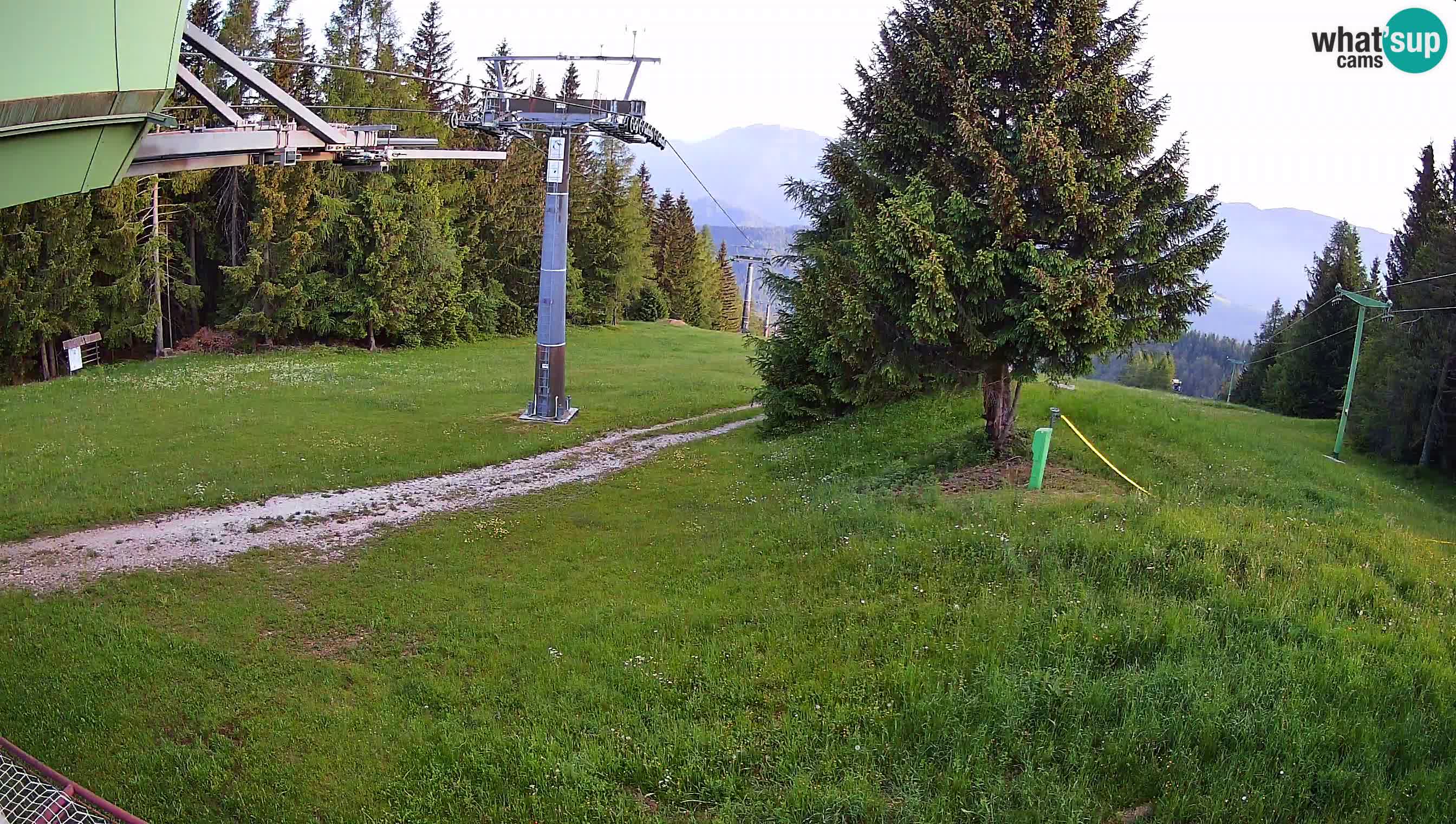 Skijalište Cerkno web kamera Lom – Slovenija