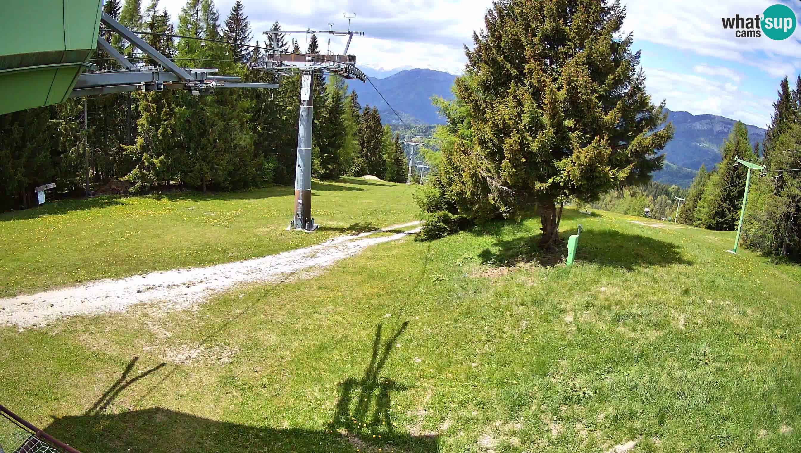 Skijalište Cerkno web kamera Lom – Slovenija