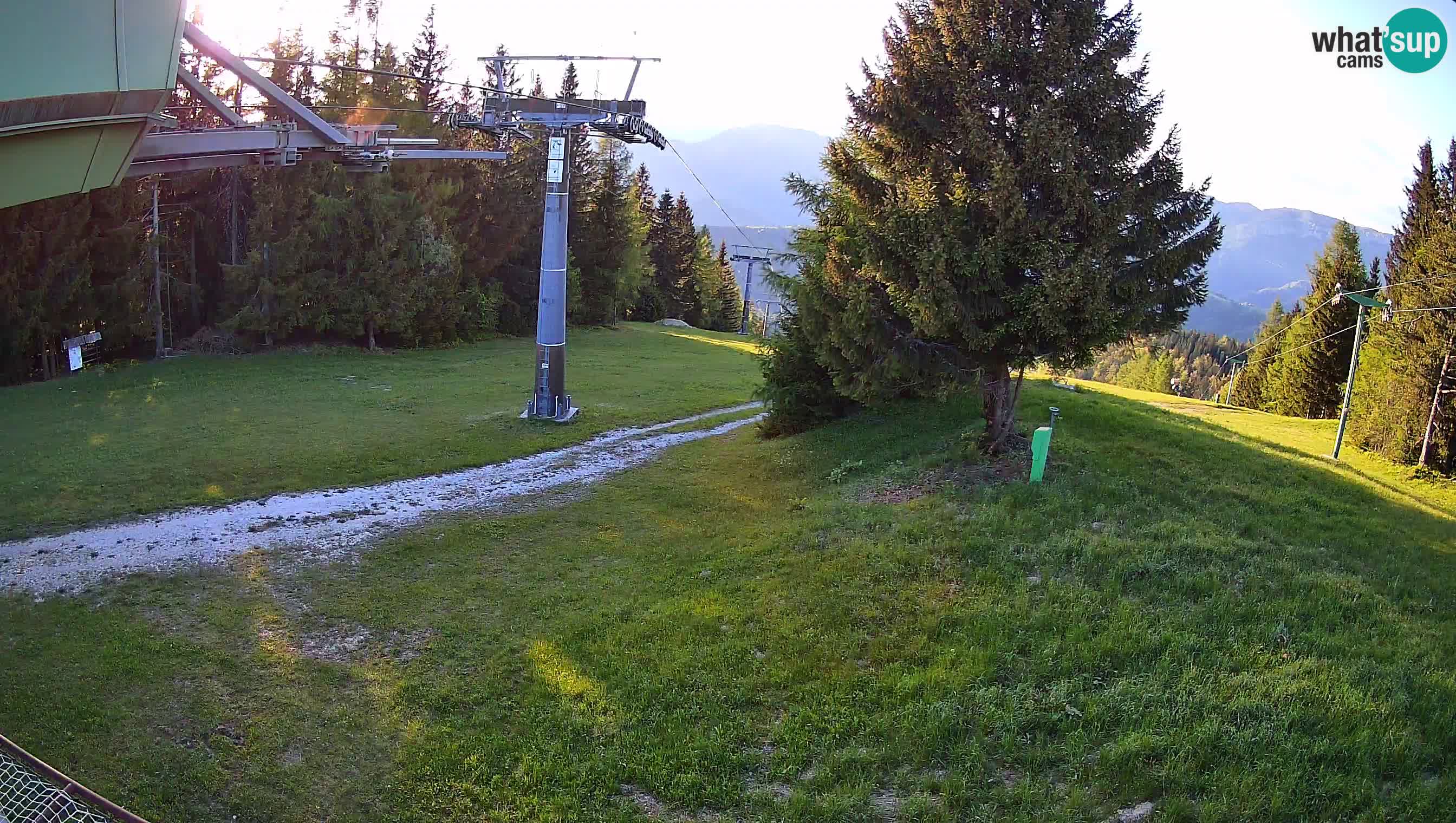 Smušišče Cerkno spletna kamera Lom zgornja proga