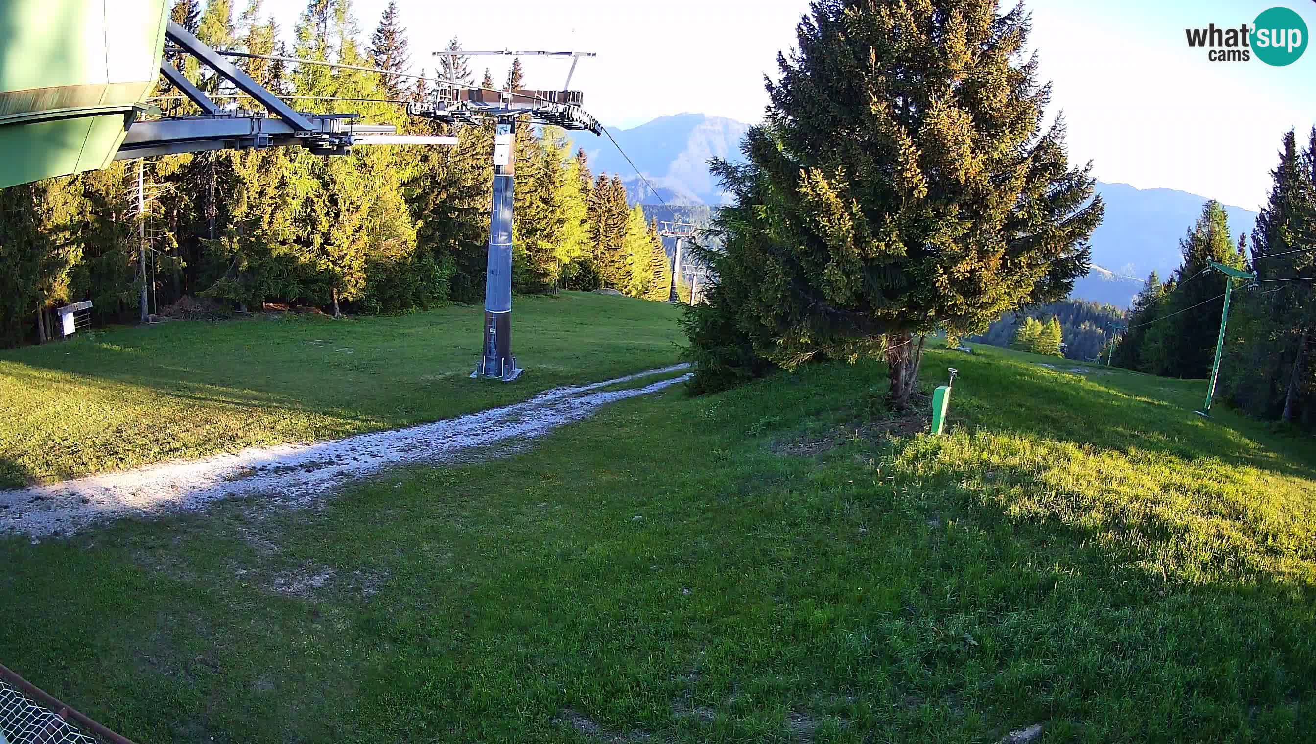 Skijalište Cerkno web kamera Lom – Slovenija