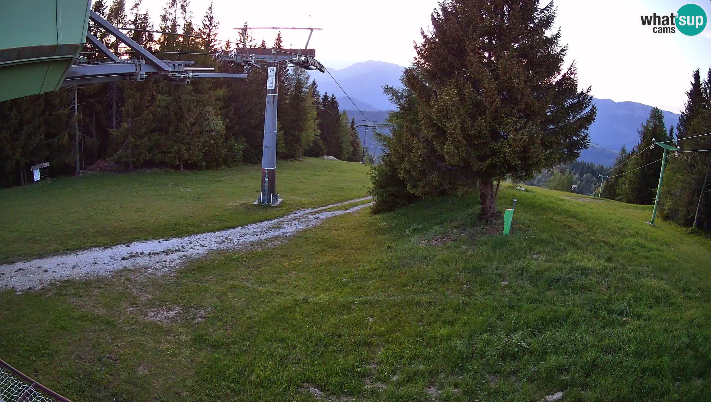 Skijalište Cerkno web kamera Lom – Slovenija