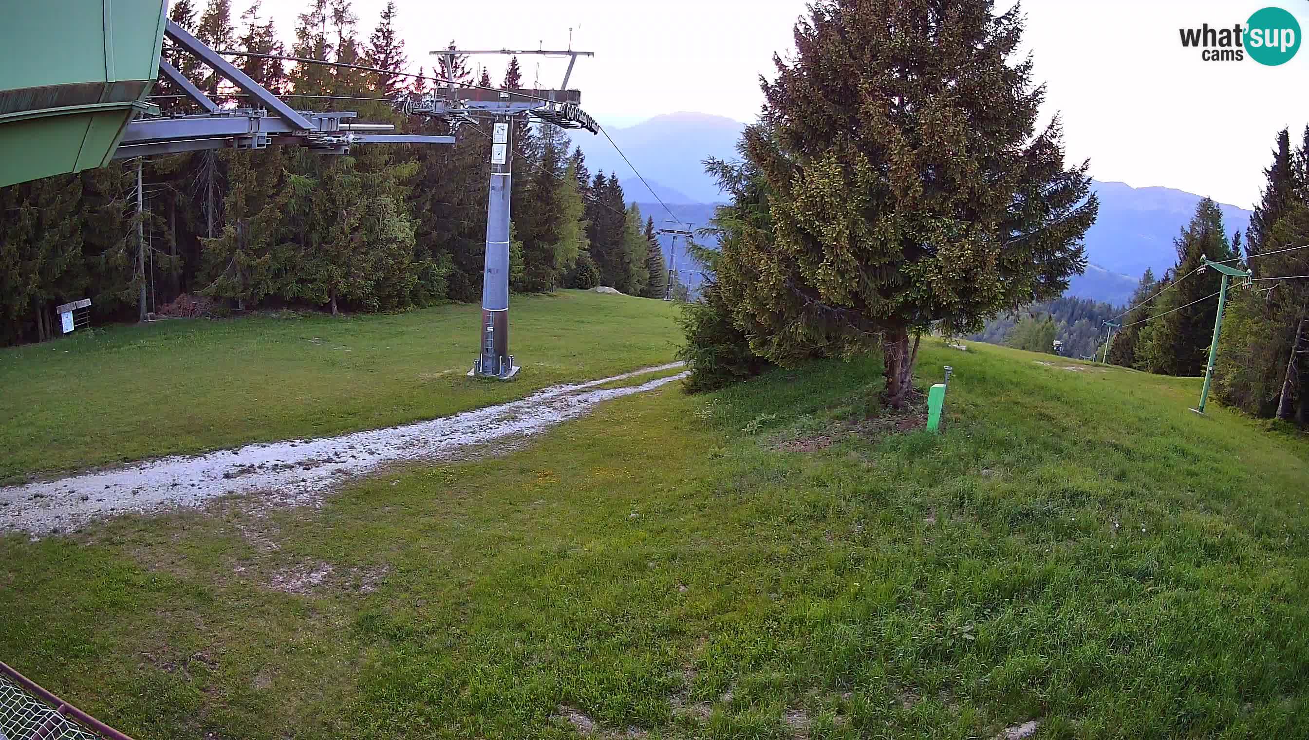 Smušišče Cerkno spletna kamera Lom zgornja proga
