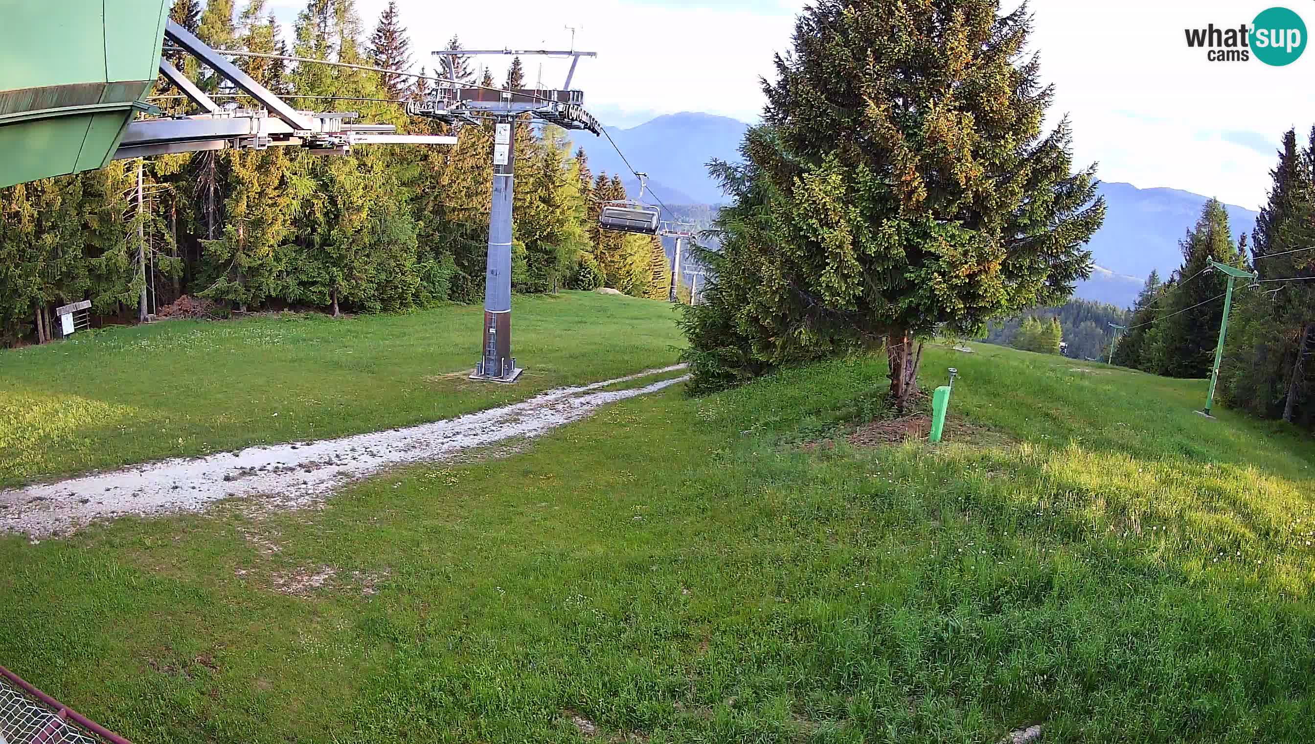 Smušišče Cerkno spletna kamera Lom zgornja proga