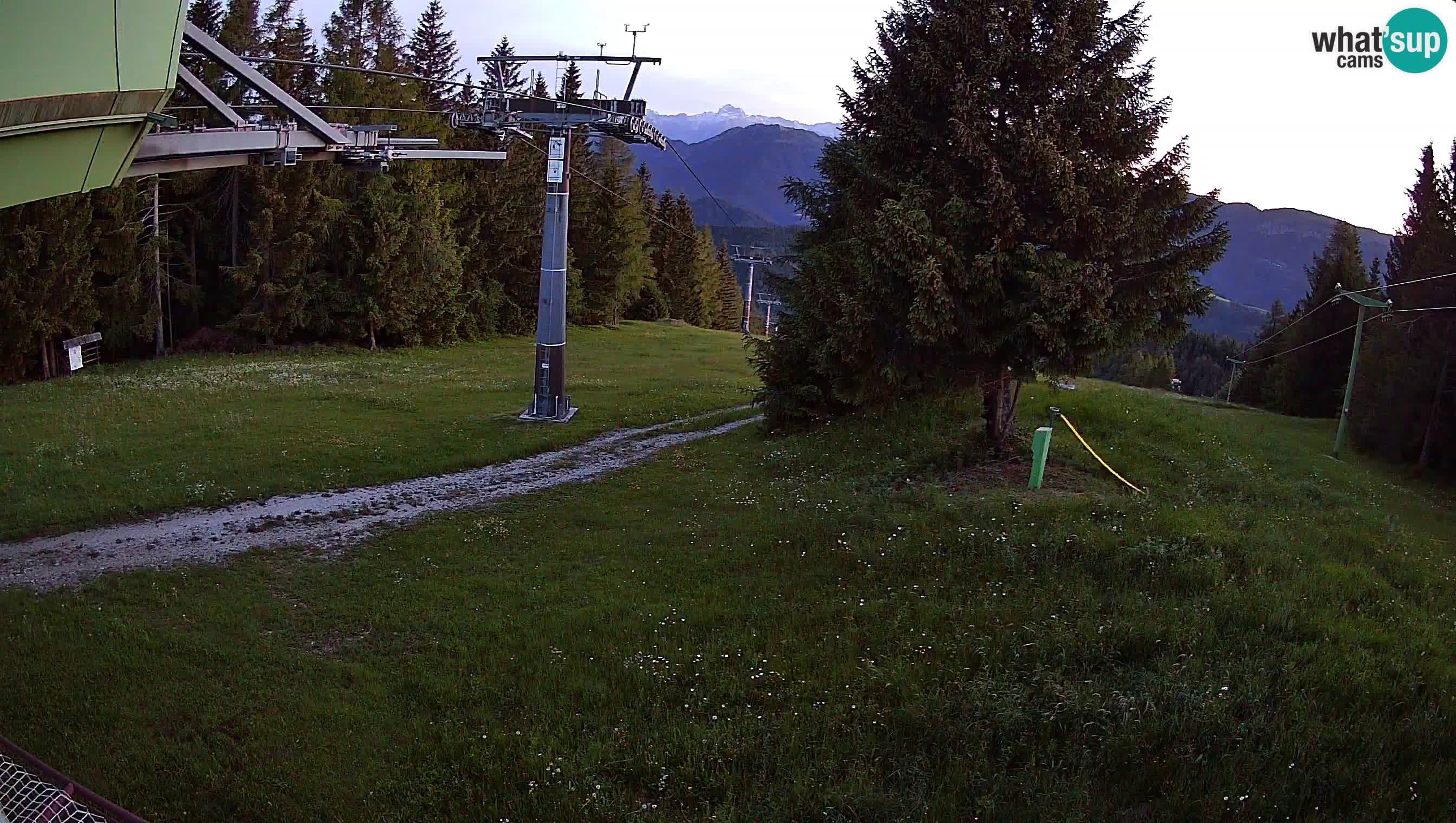 Cámara en vivo Estación de esquí de Cerkno Lom – Eslovenia