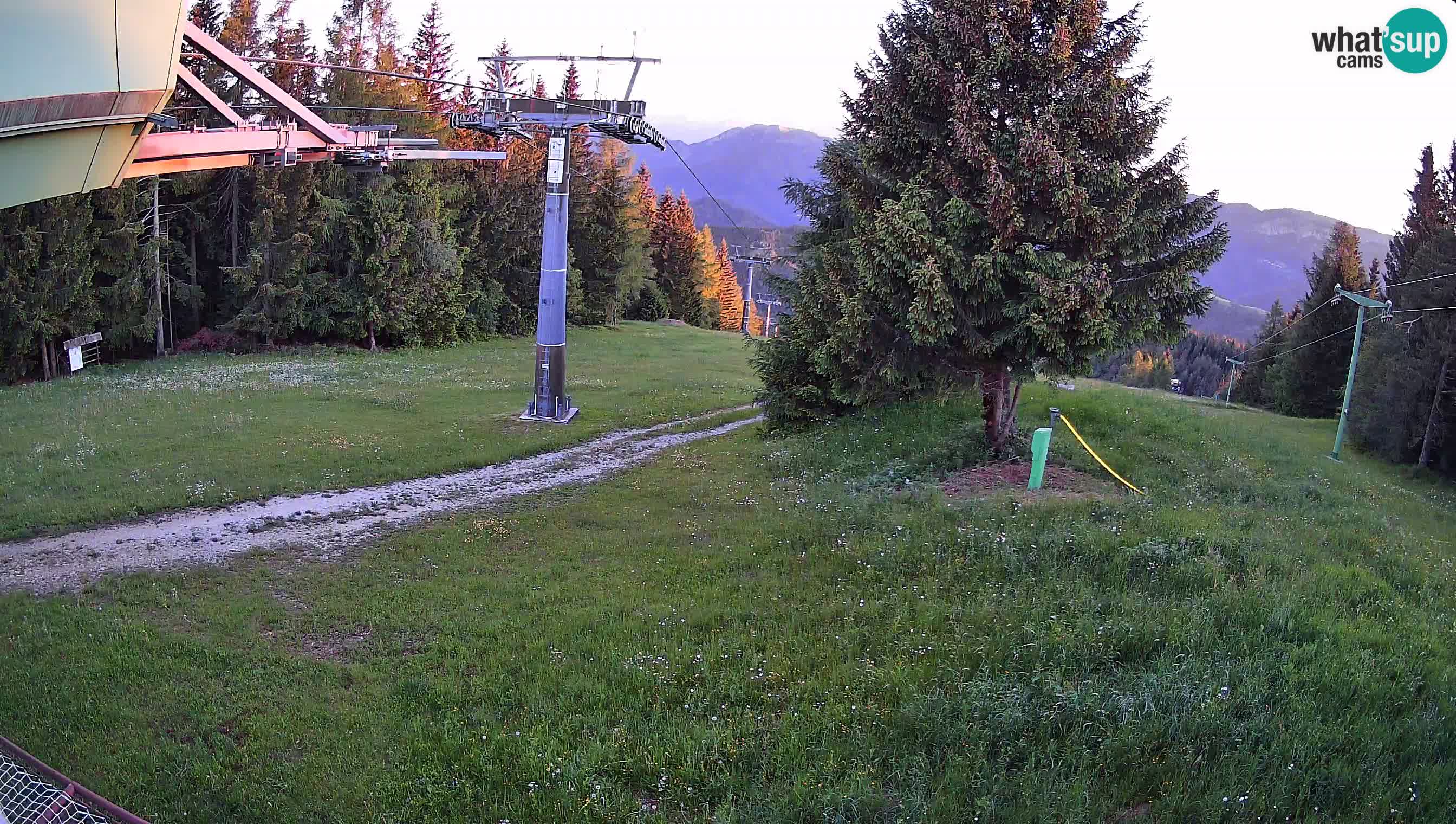 Cámara en vivo Estación de esquí de Cerkno Lom – Eslovenia