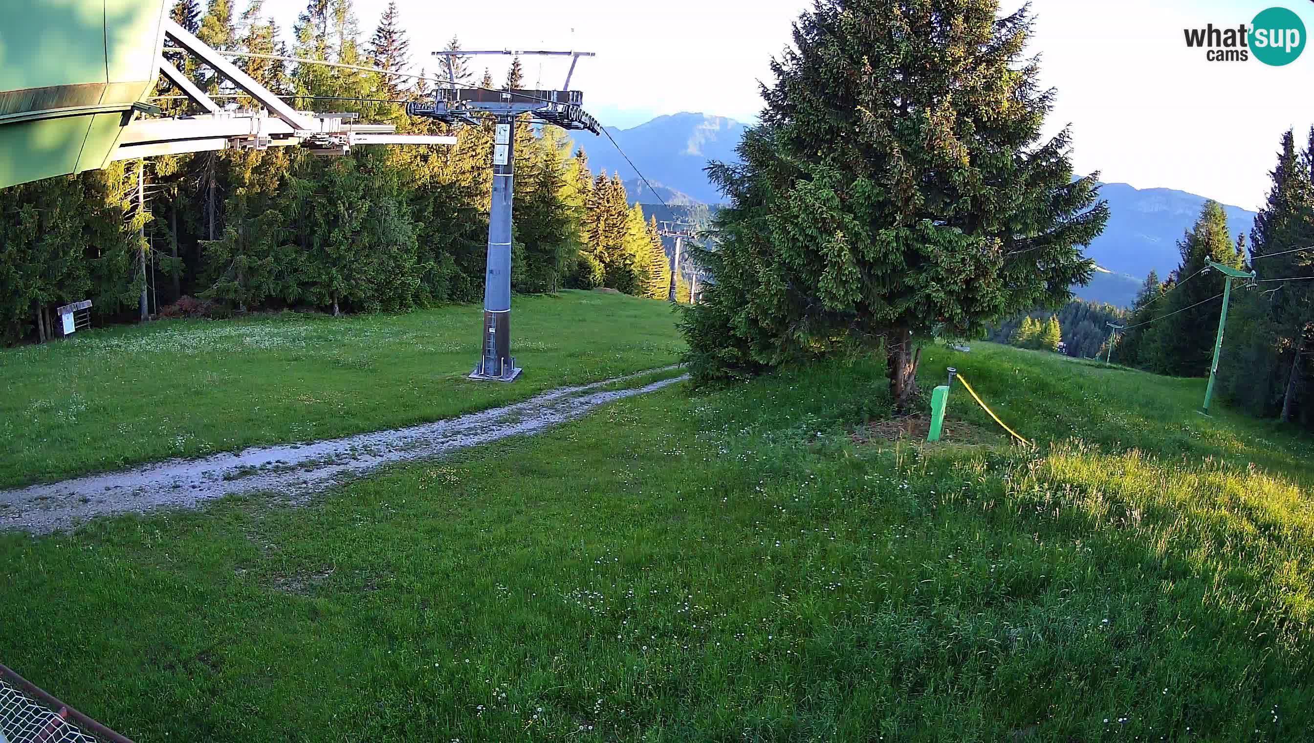 Smušišče Cerkno spletna kamera Lom zgornja proga