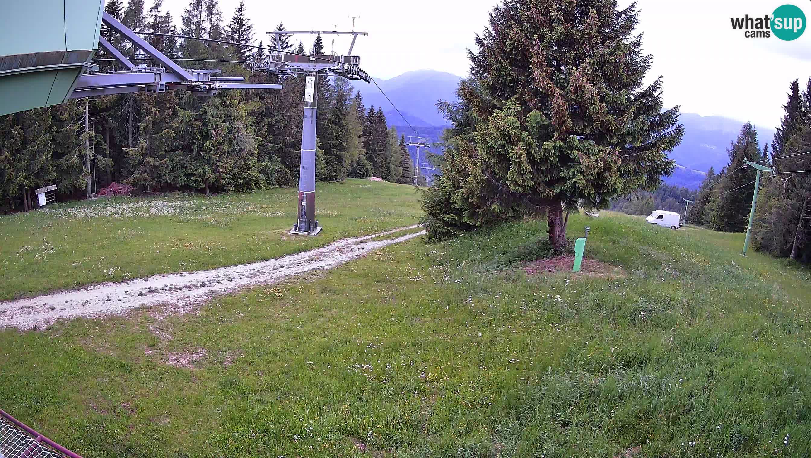 Skijalište Cerkno web kamera Lom – Slovenija