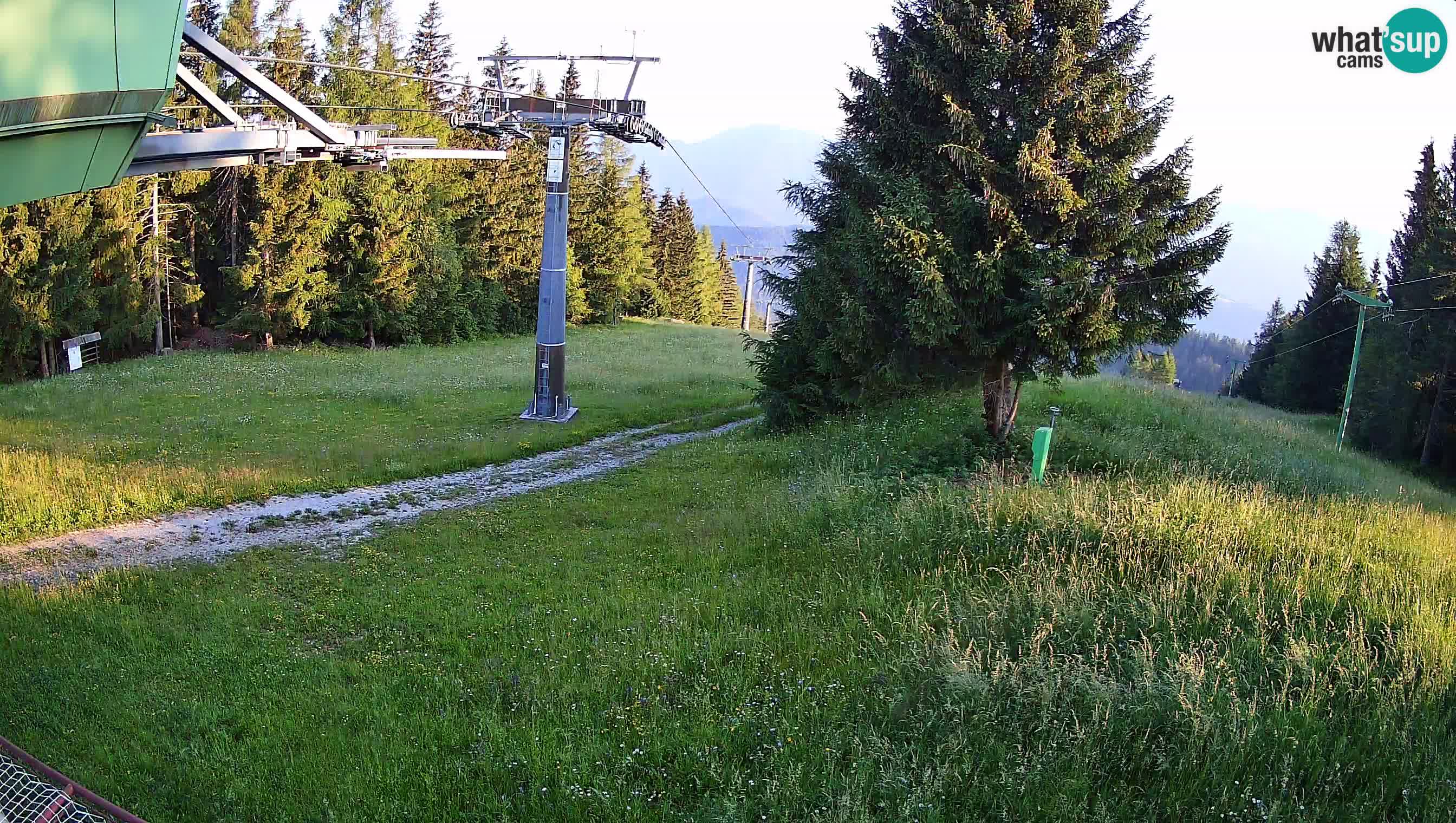 Smušišče Cerkno spletna kamera Lom zgornja proga
