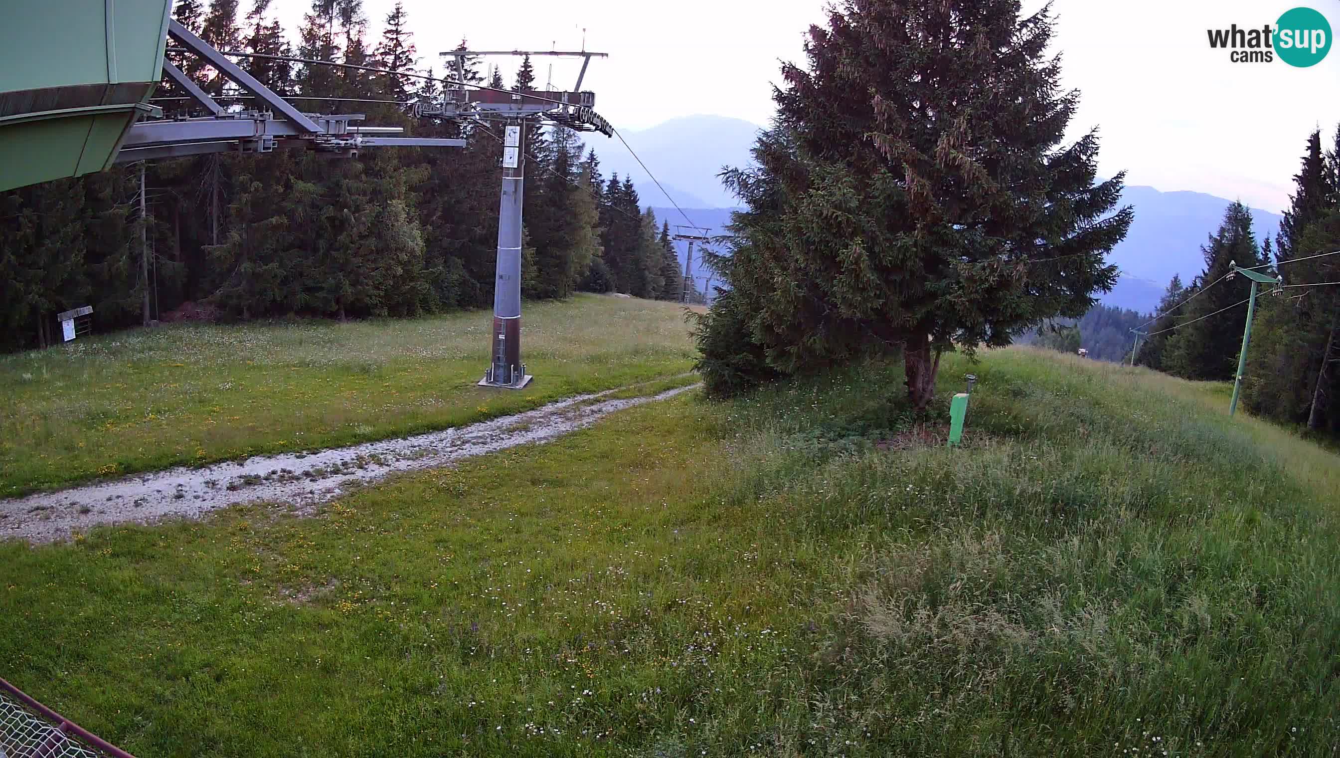 Smušišče Cerkno spletna kamera Lom zgornja proga