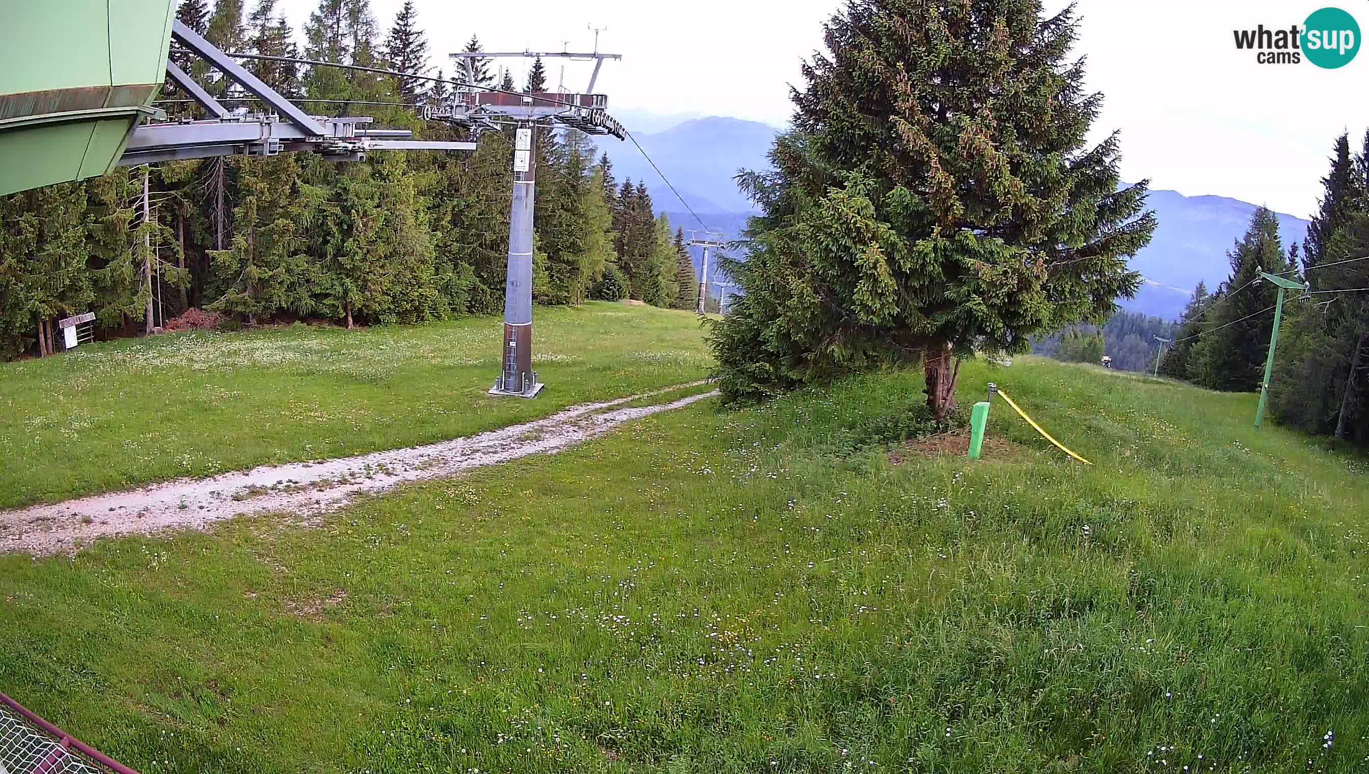 Skijalište Cerkno web kamera Lom – Slovenija