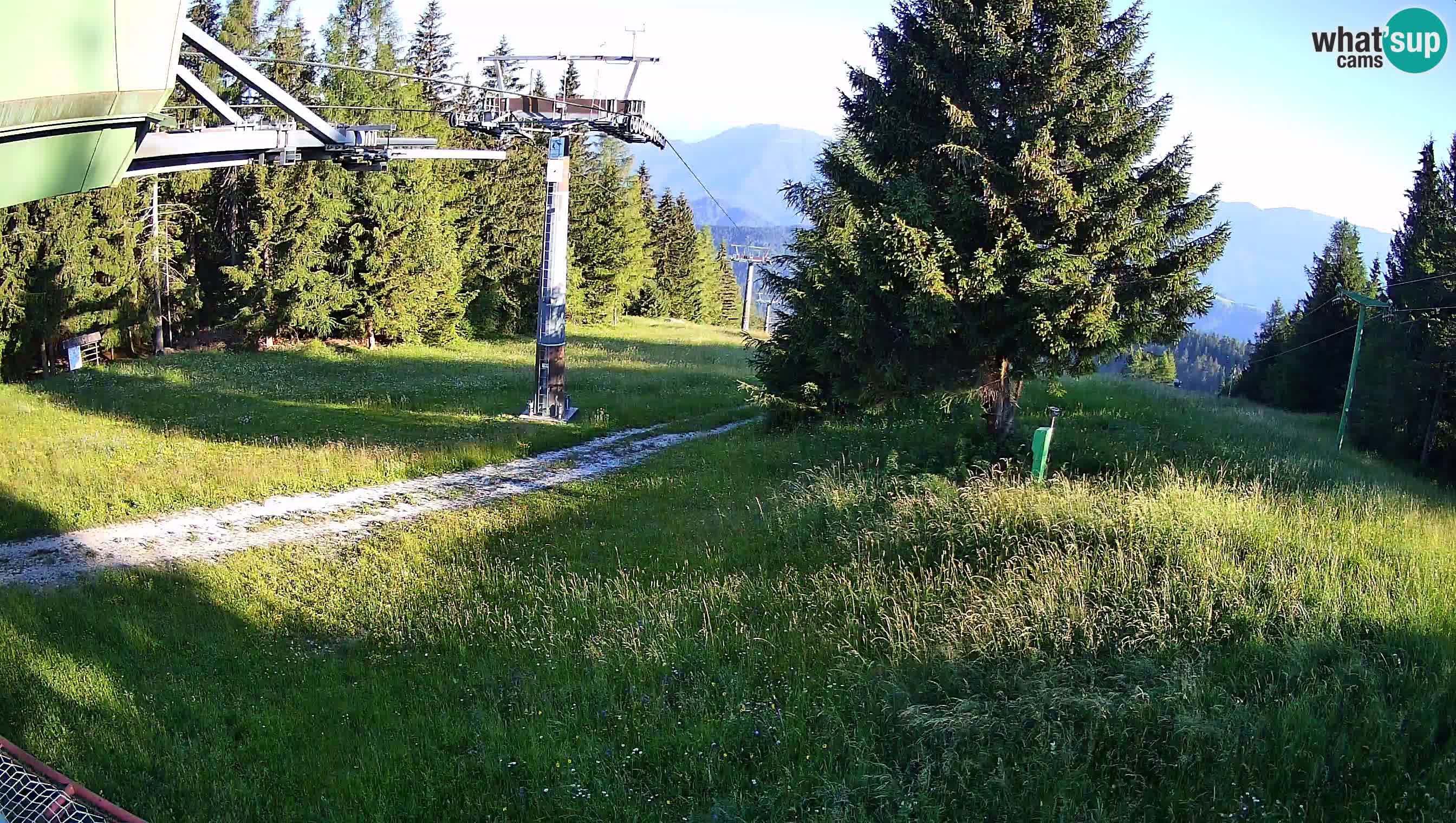 Skijalište Cerkno web kamera Lom – Slovenija