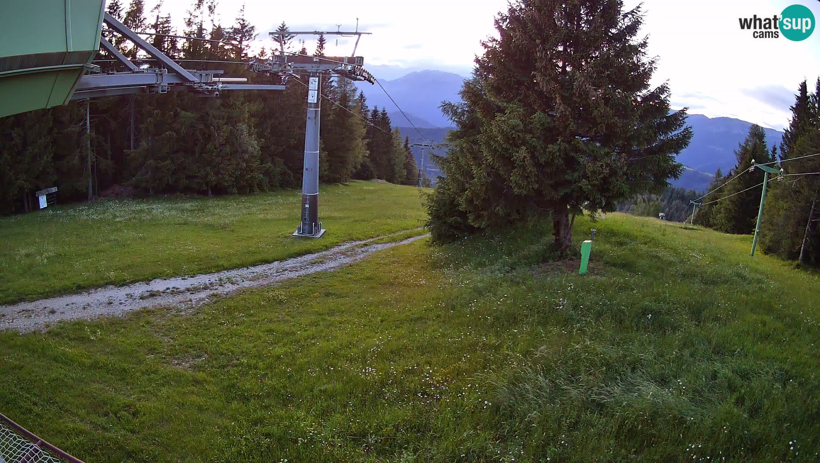 Skijalište Cerkno web kamera Lom – Slovenija