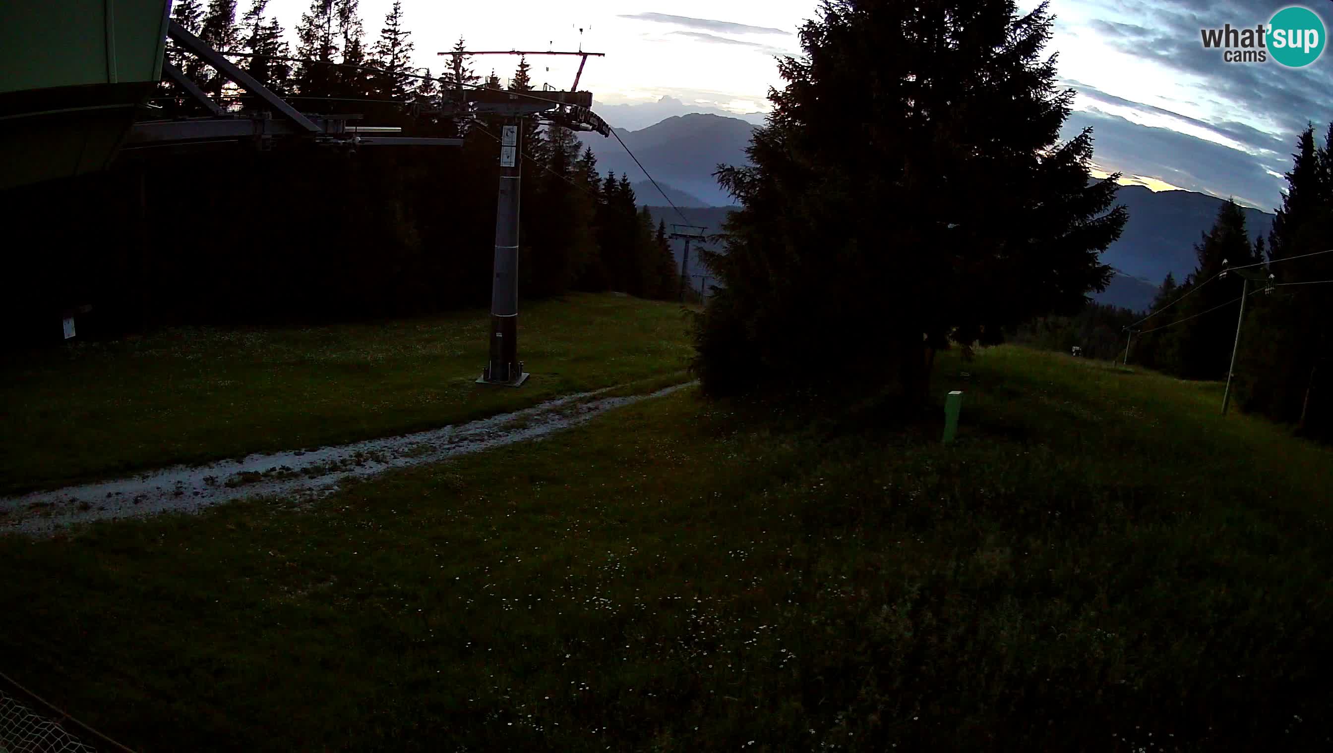 Smušišče Cerkno spletna kamera Lom zgornja proga