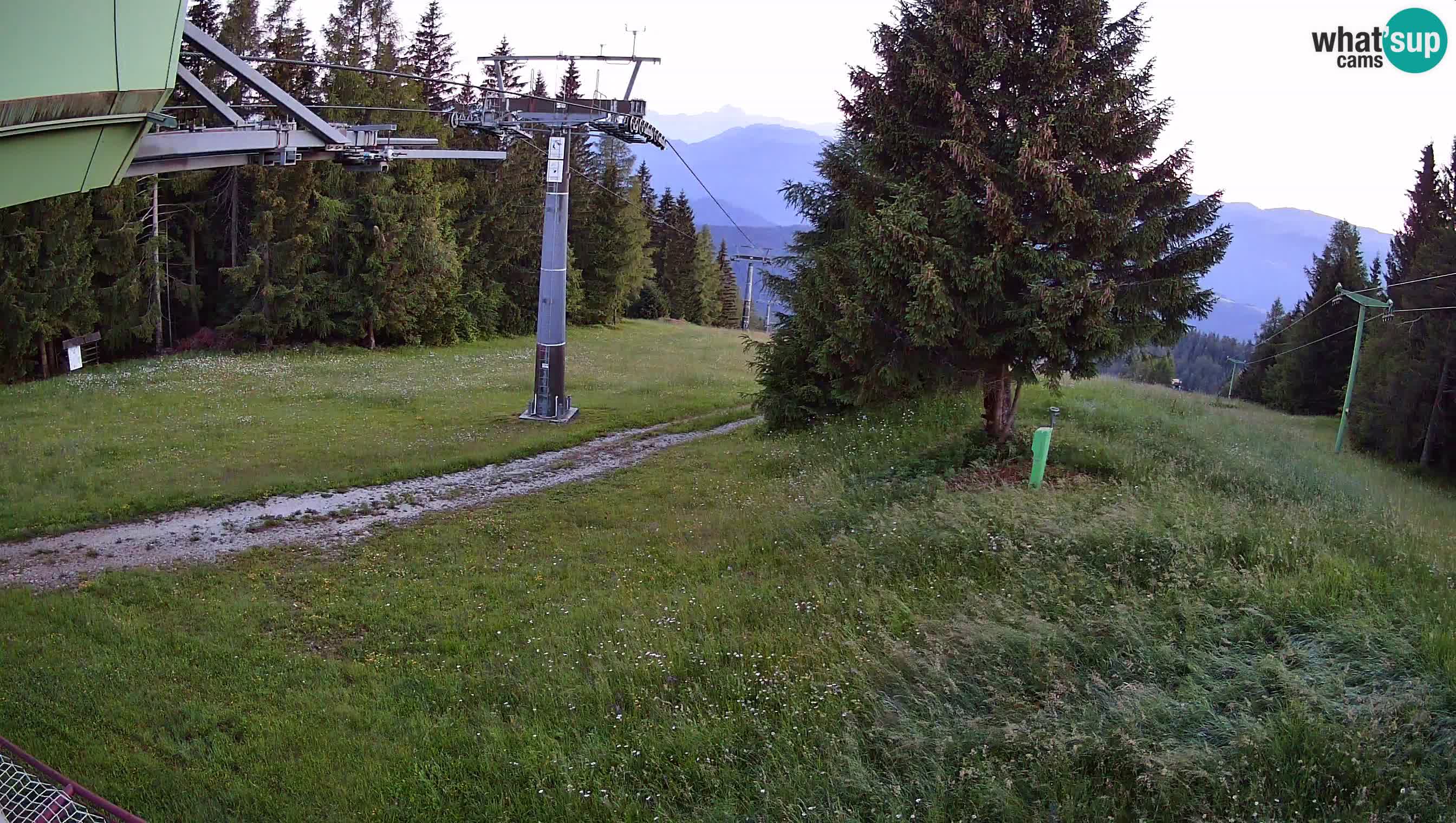 Smušišče Cerkno spletna kamera Lom zgornja proga