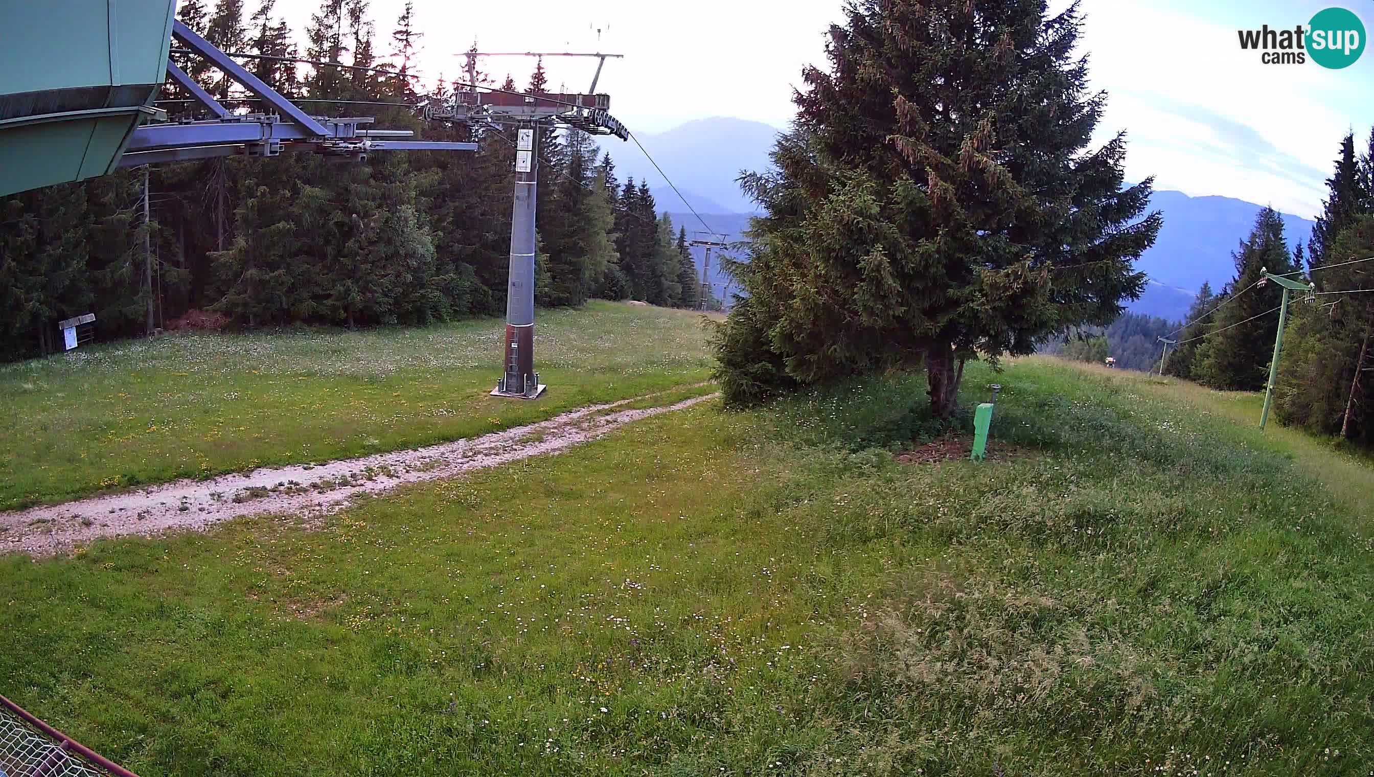 Smušišče Cerkno spletna kamera Lom zgornja proga