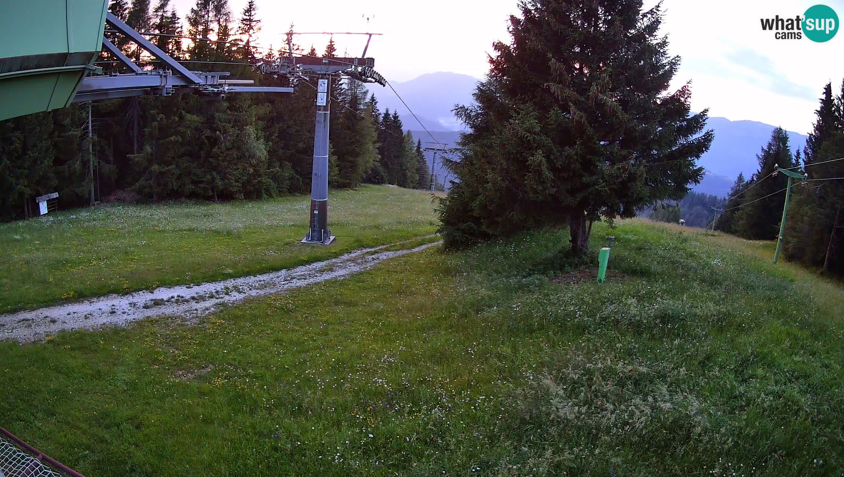 Smušišče Cerkno spletna kamera Lom zgornja proga