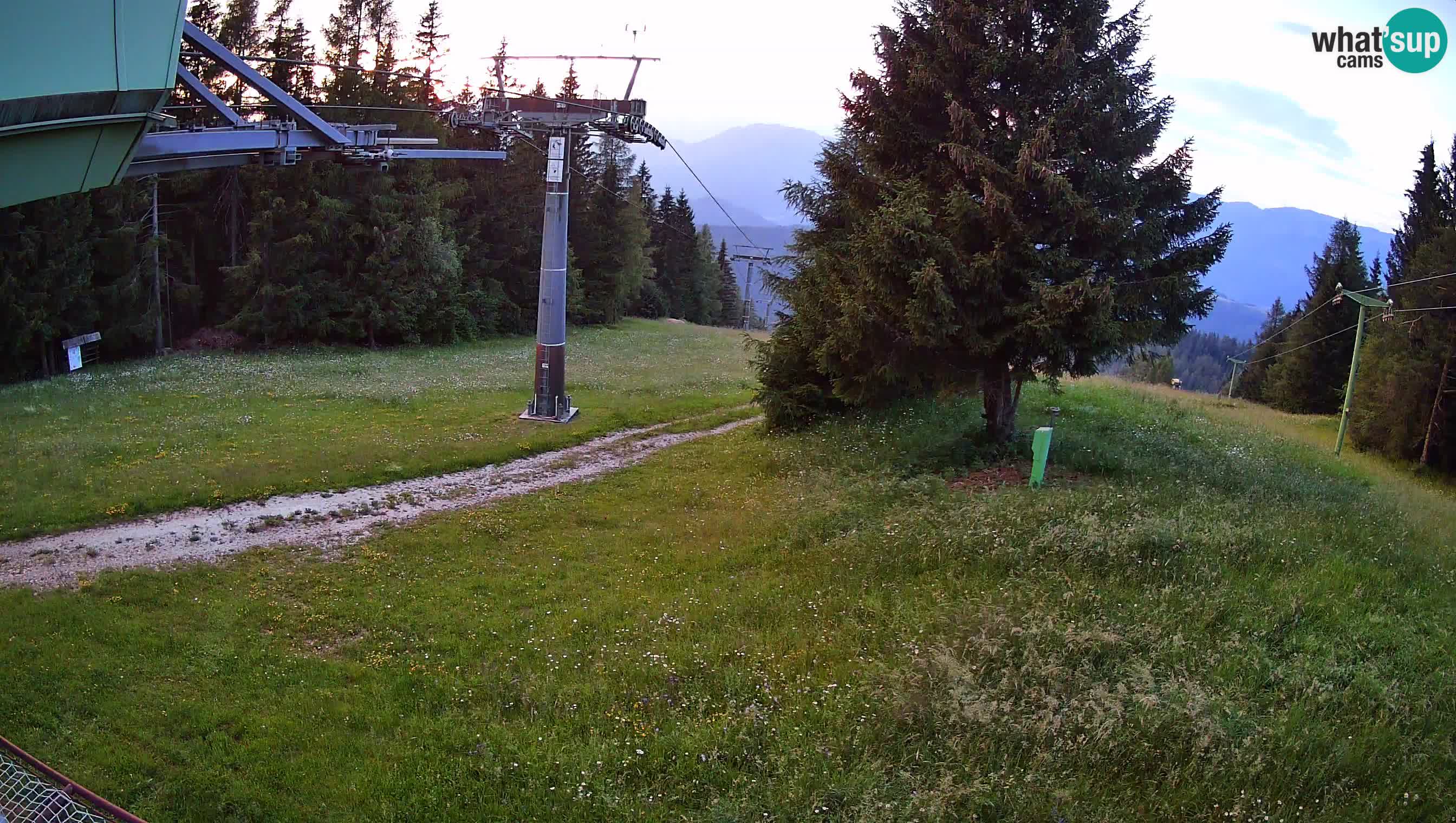 Smušišče Cerkno spletna kamera Lom zgornja proga