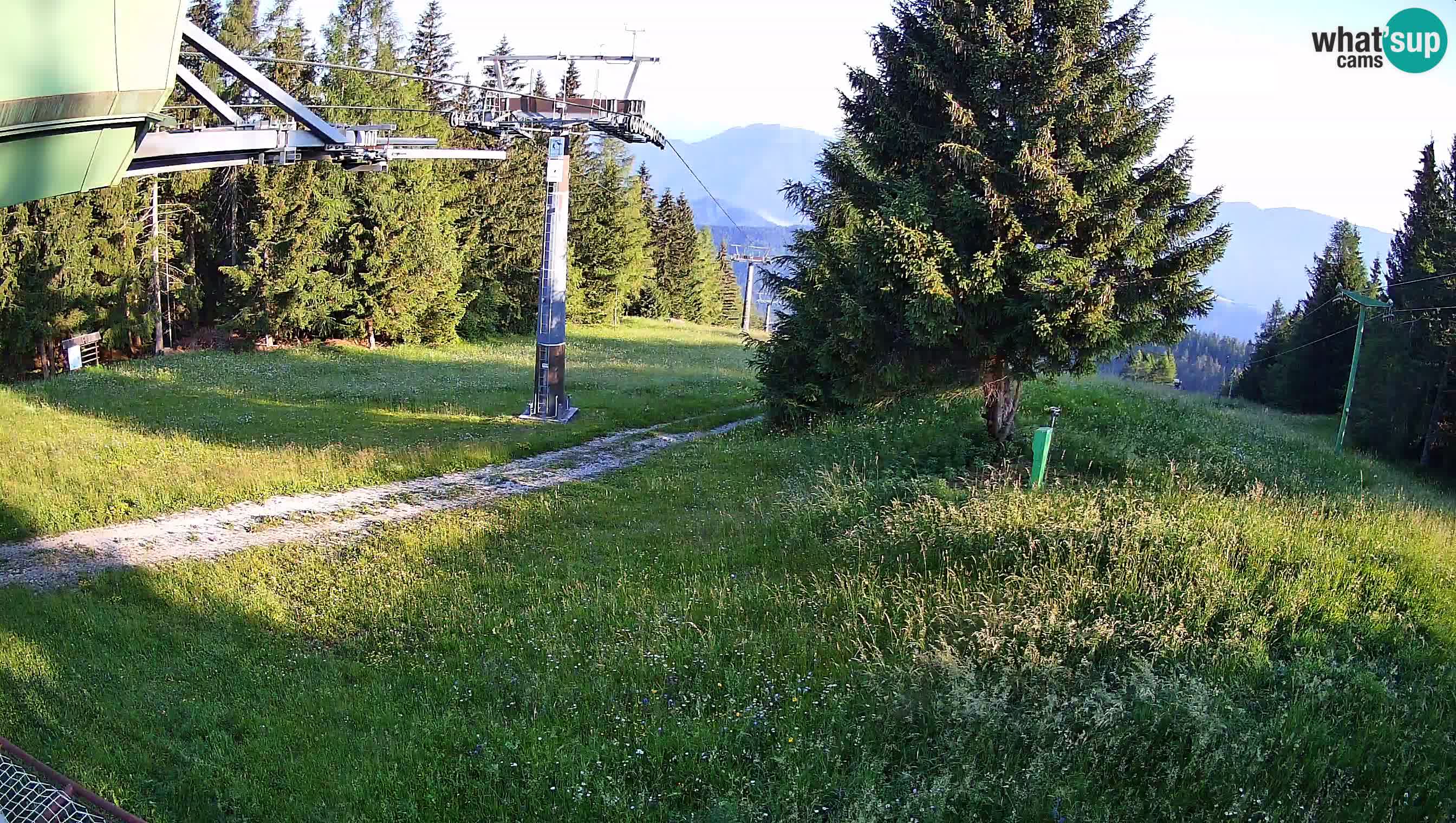 Smušišče Cerkno spletna kamera Lom zgornja proga