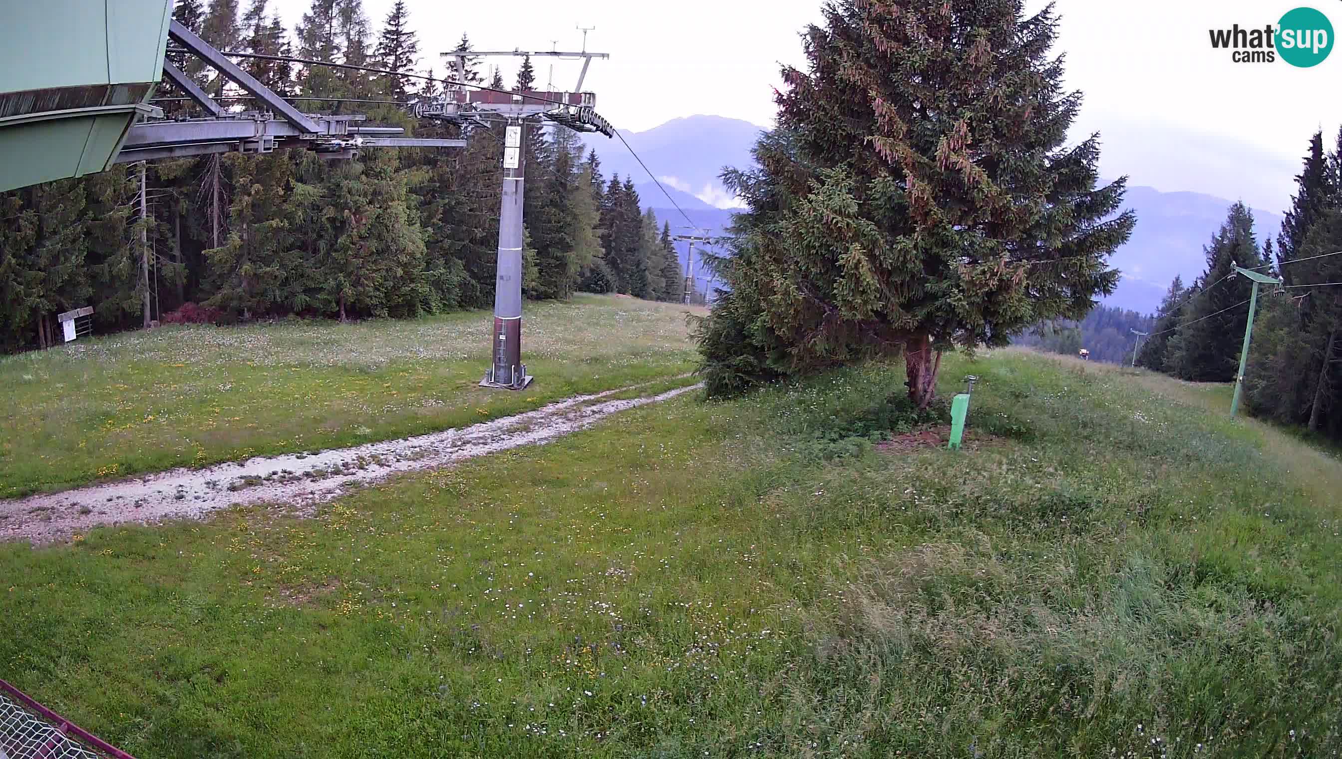 Skijalište Cerkno web kamera Lom – Slovenija