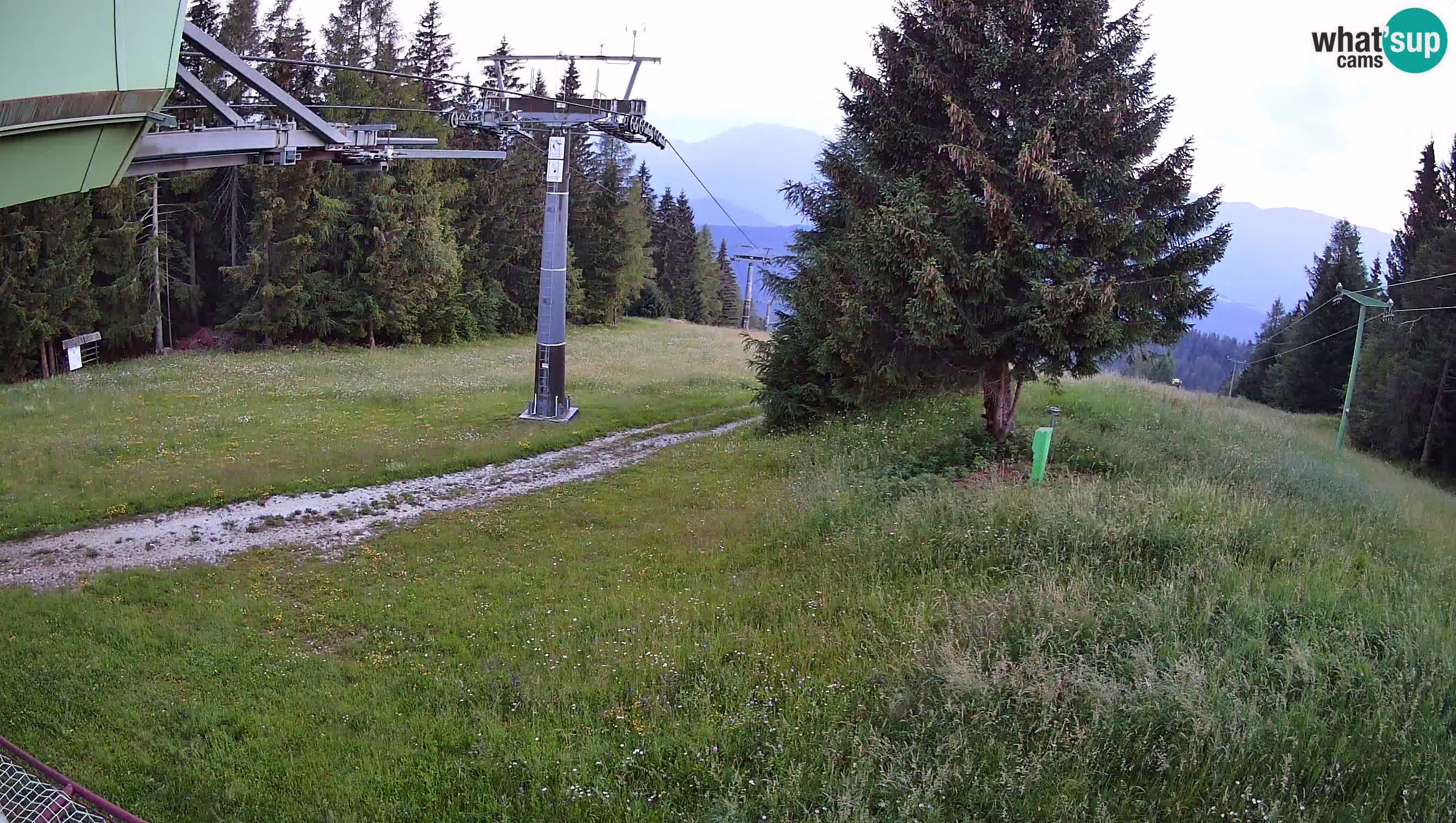 Skijalište Cerkno web kamera Lom – Slovenija