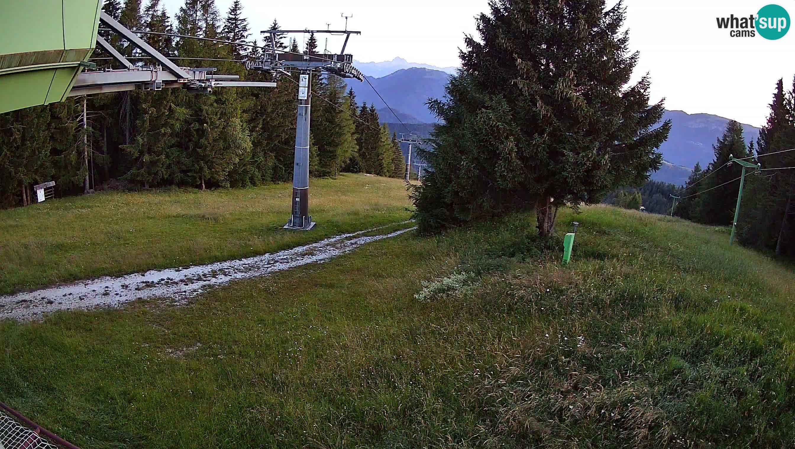 Smušišče Cerkno spletna kamera Lom zgornja proga