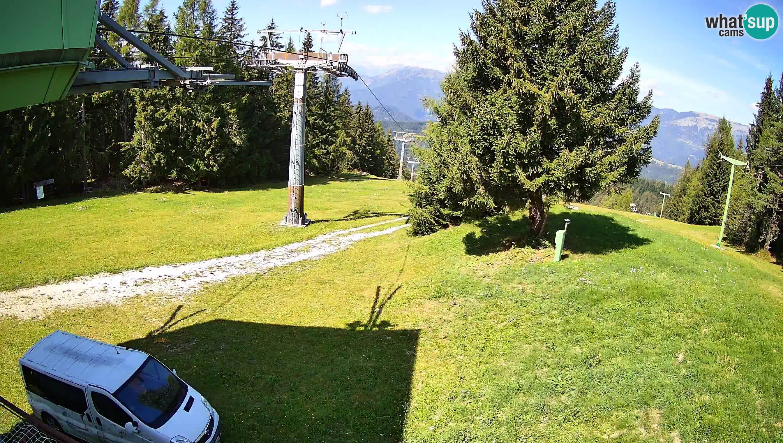 Smušišče Cerkno spletna kamera Lom zgornja proga