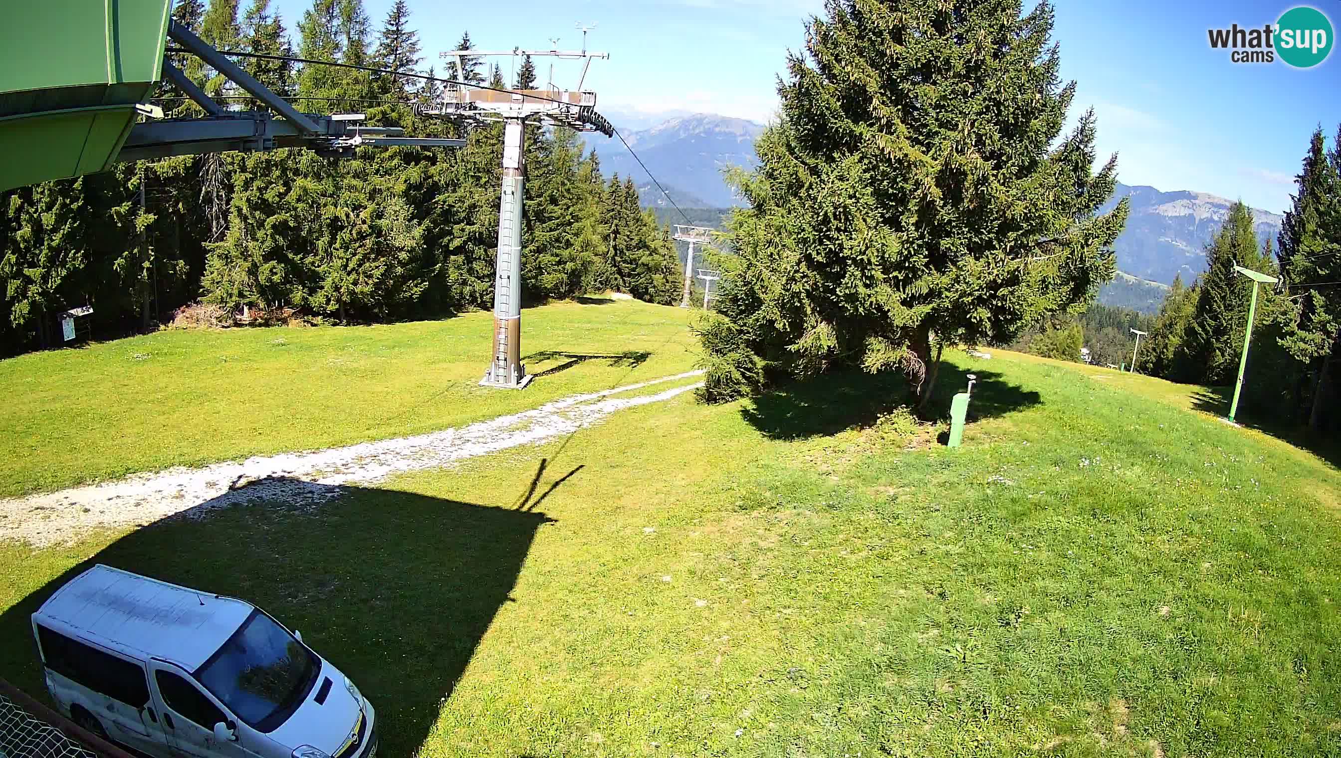 Skijalište Cerkno web kamera Lom – Slovenija