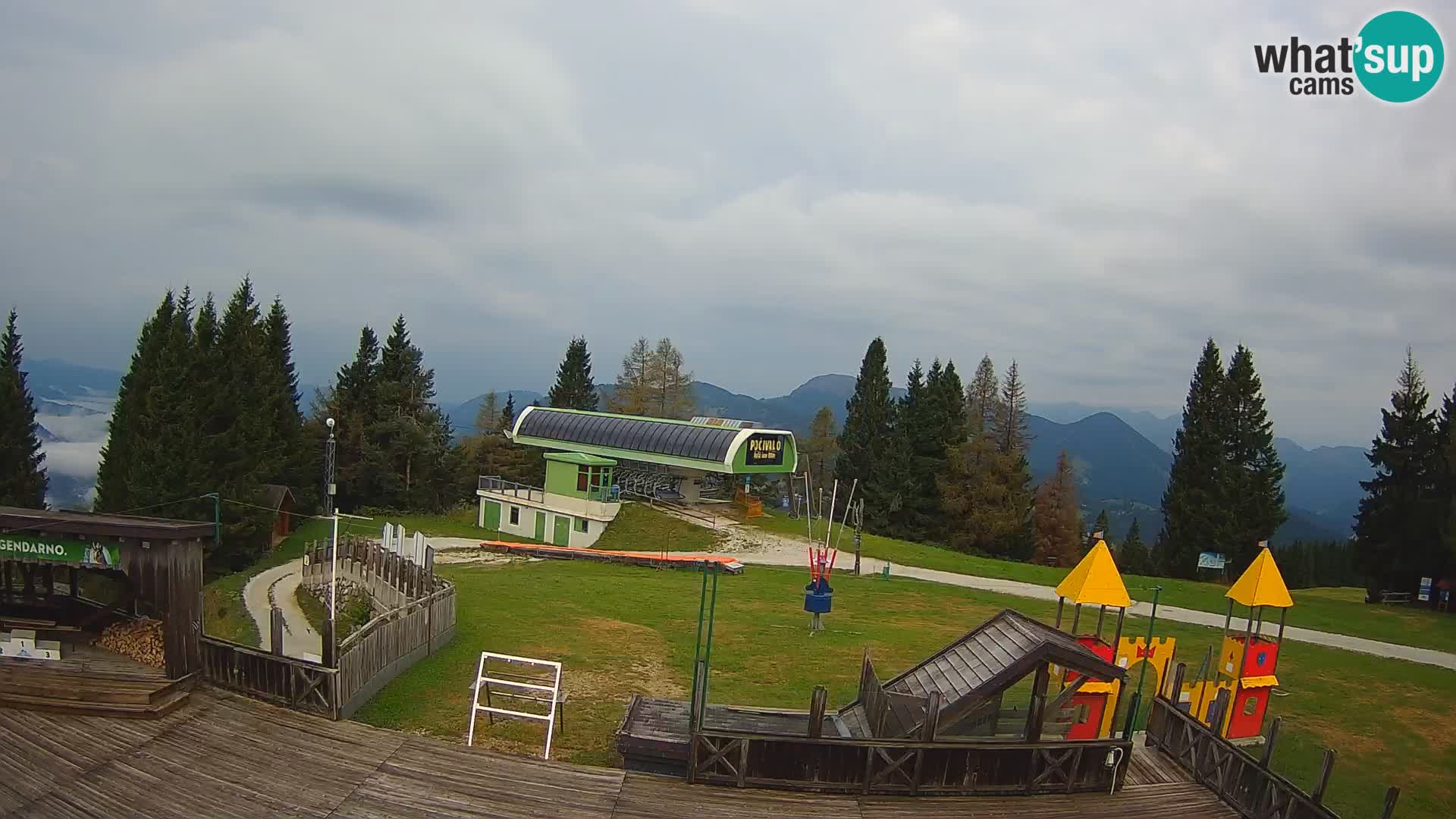 Alpska Perla Ski center Cerkno Počivalo webcam – Slovenia