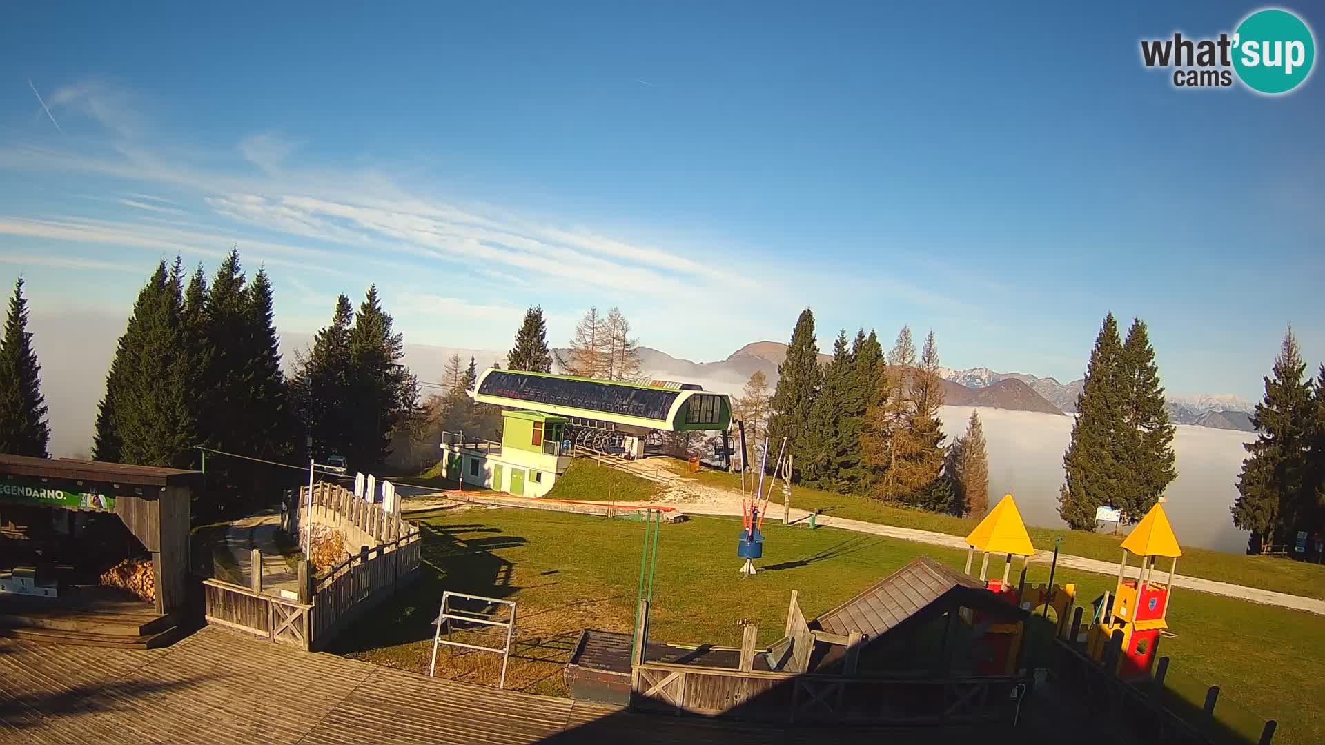 Webcam de la station de ski des Alpes slovènes à Cerkno Počivalo