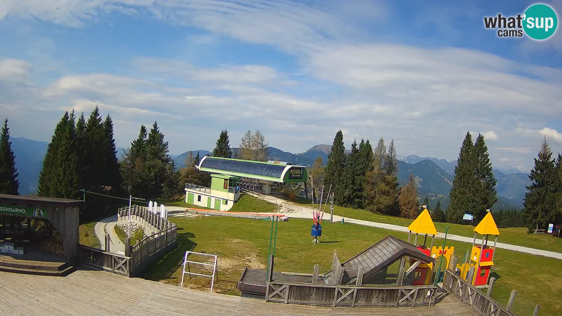 Alpska Perla Ski center Cerkno Počivalo webcam – Slovenia