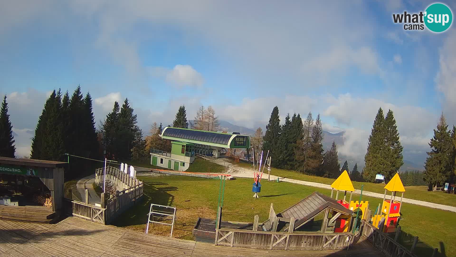 Alpska Perla Ski center Cerkno Počivalo webcam – Slovenia