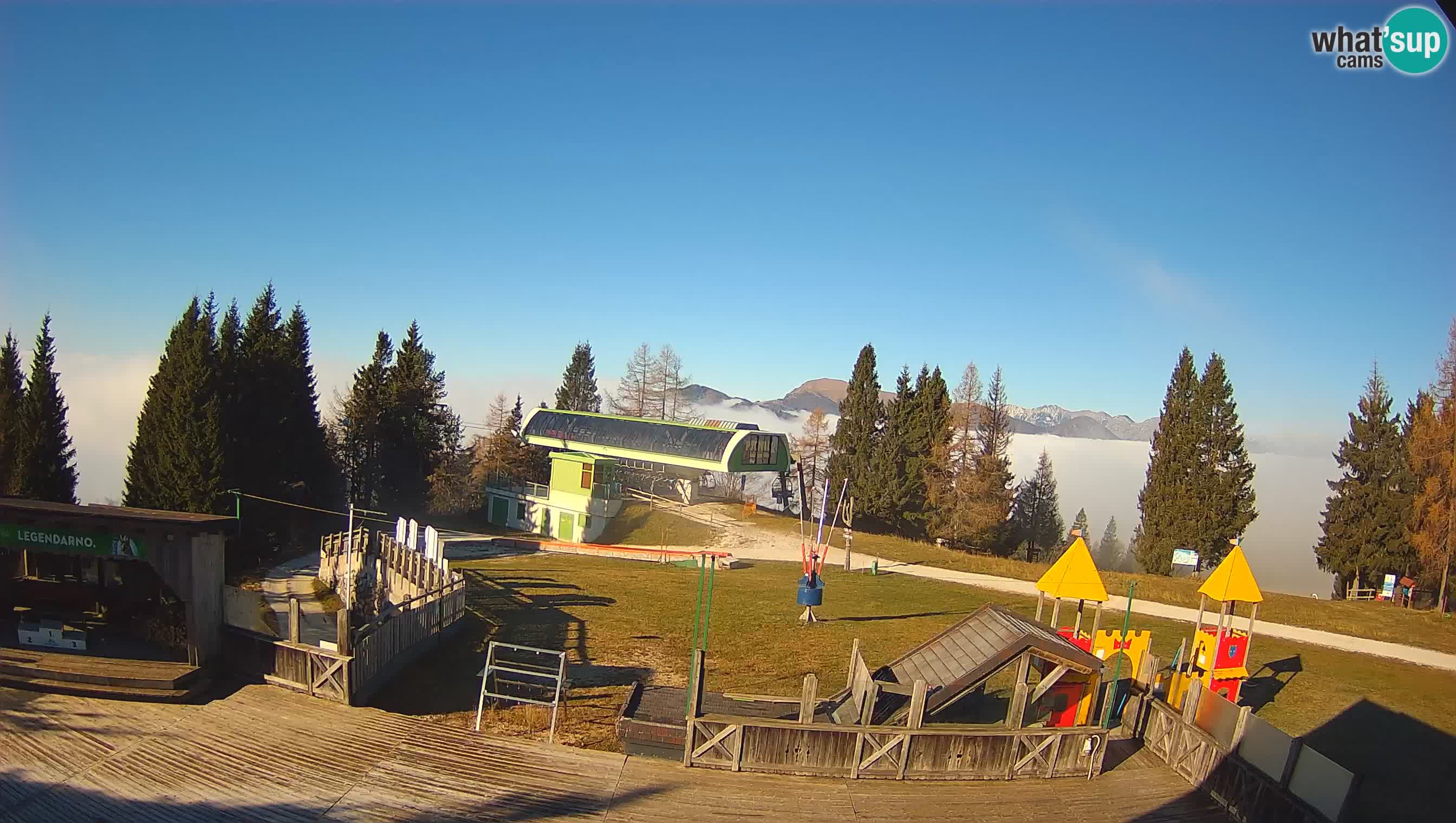 Alpska Perla Ski center Cerkno Počivalo webcam – Slovenia