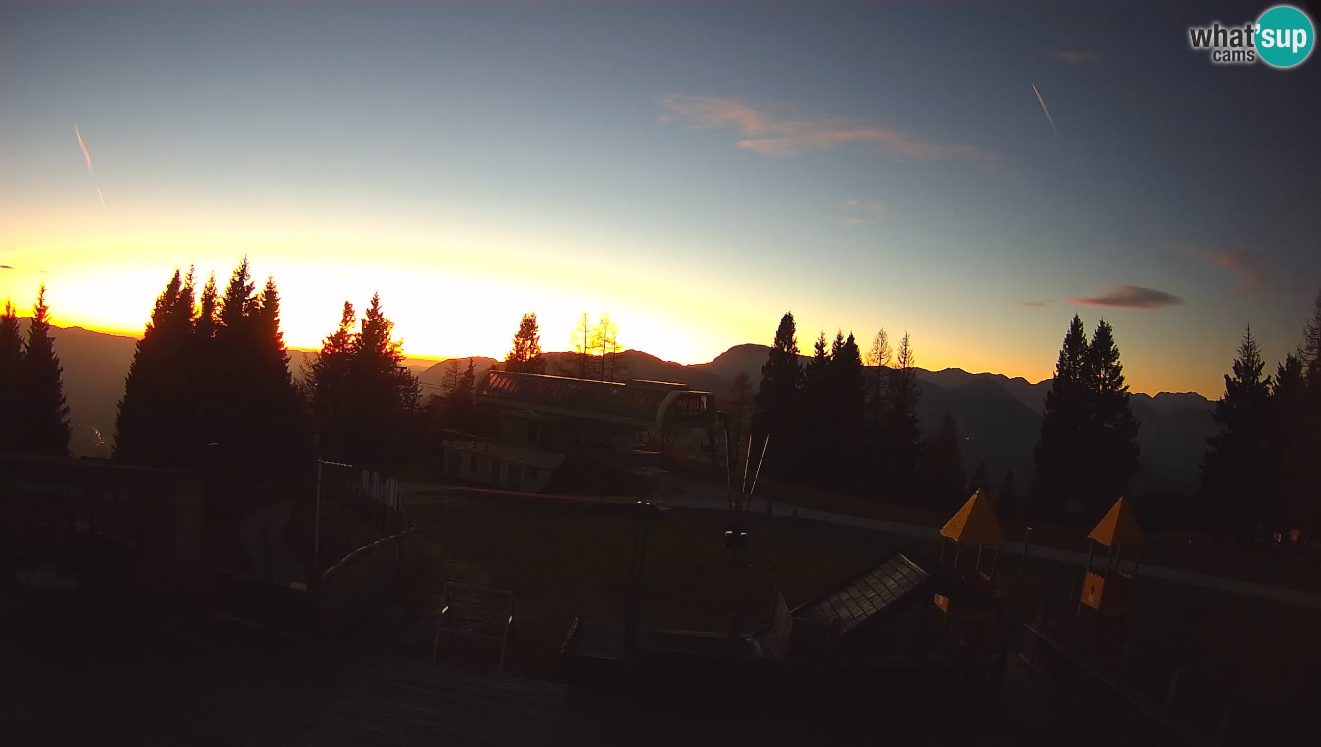 Alpska Perla Ski hotel Cerkno Počivalo webcam – Slovenia