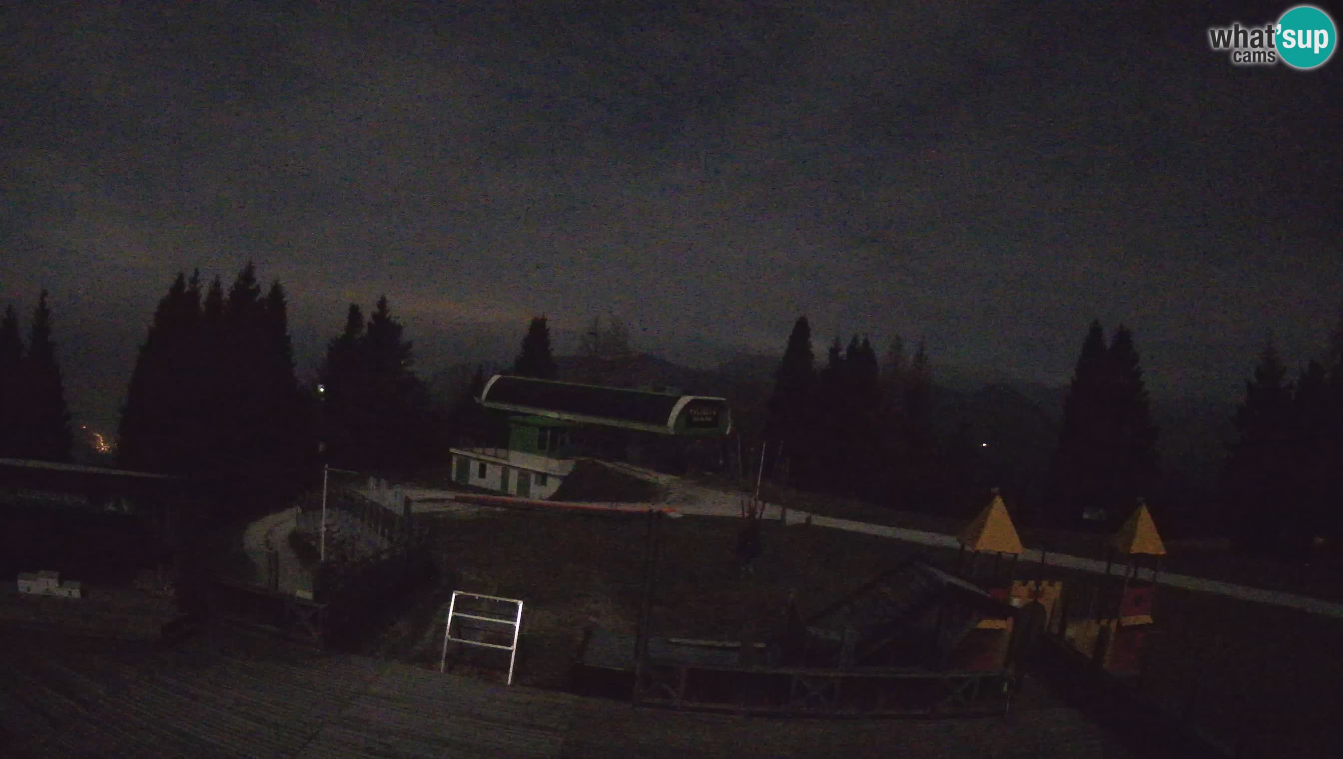 Alpska Perla Ski hotel Cerkno Počivalo webcam – Slovenia