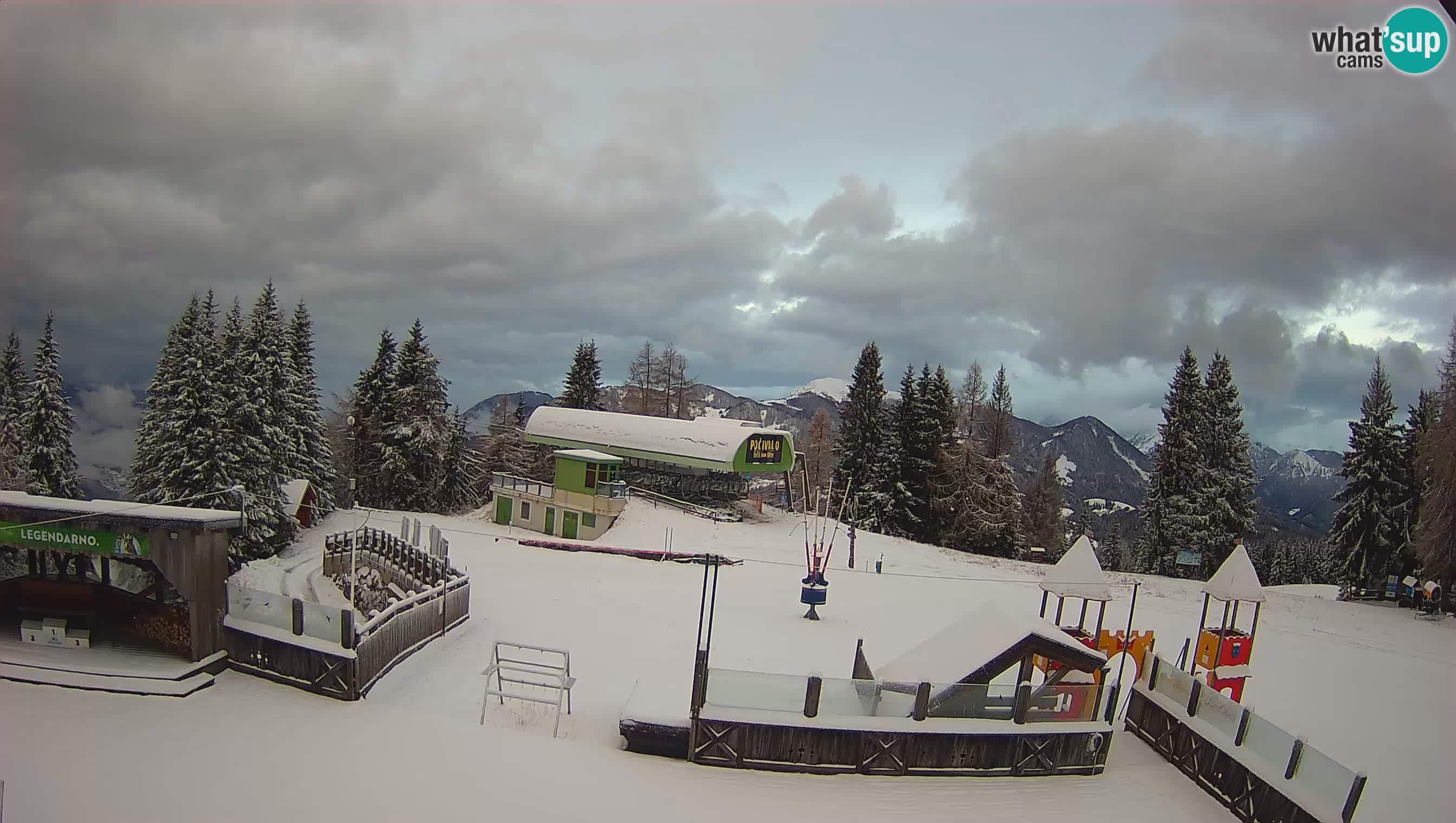 Alpska Perla Ski hotel Cerkno Počivalo webcam – Slovenia