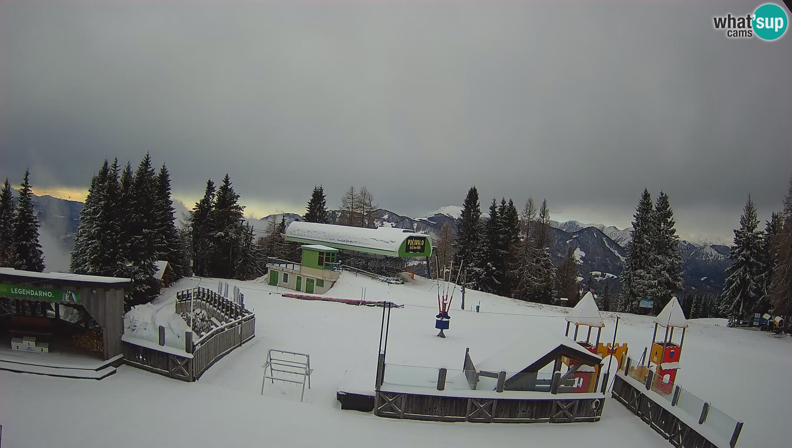 Alpska Perla Ski hotel Cerkno Počivalo webcam – Slovenia