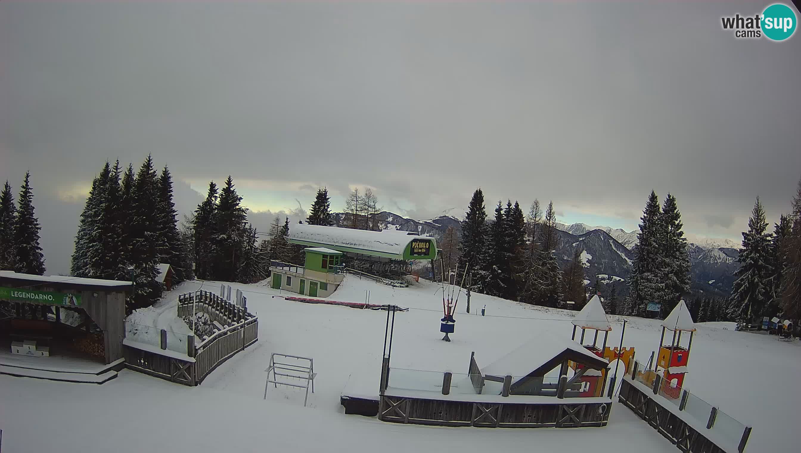 Alpska Perla Ski hotel Cerkno Počivalo webcam – Slovenia