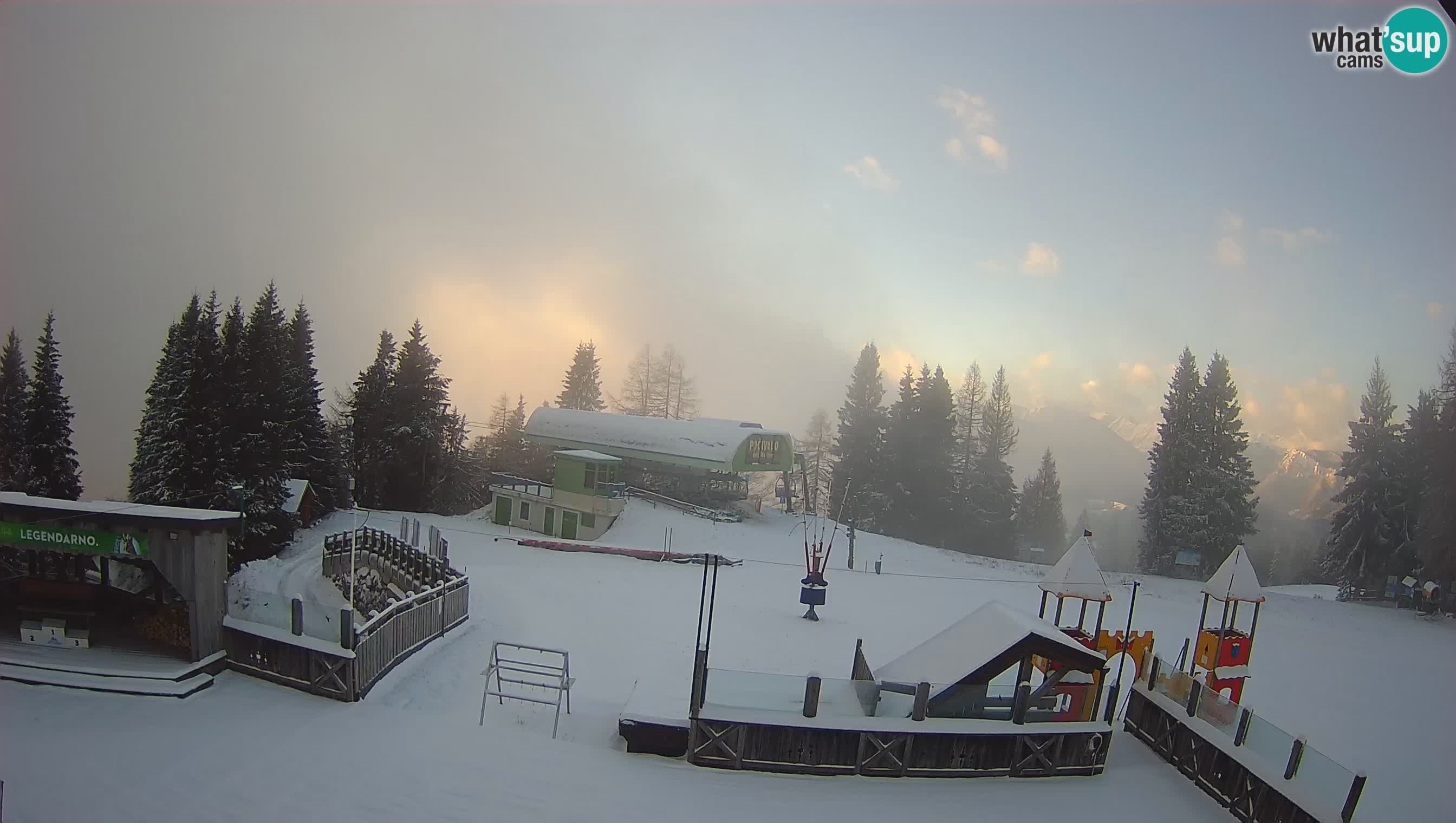 Alpska Perla kamera Cerkno Počivalo