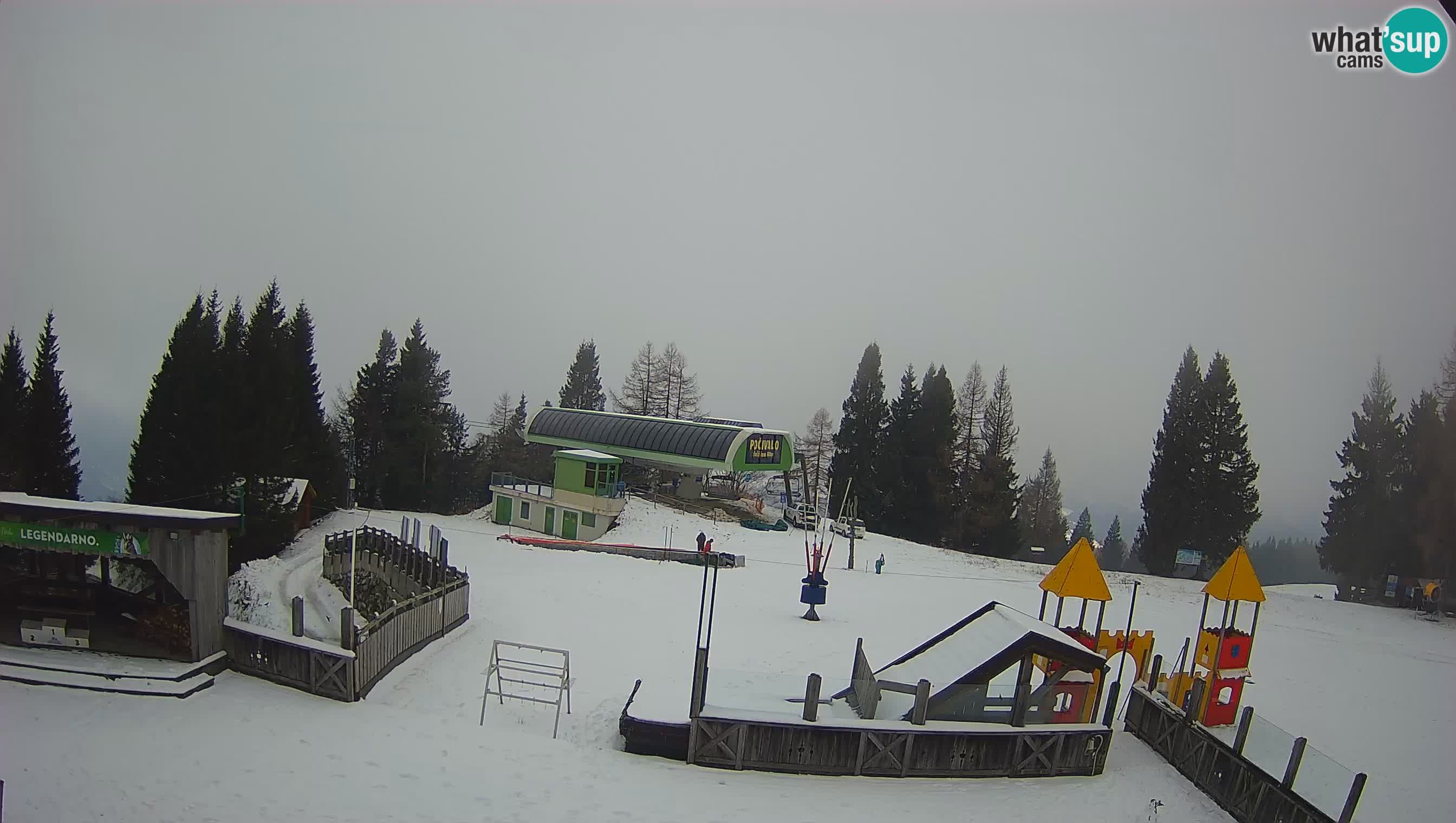 Alpska Perla Ski hotel Cerkno Počivalo webcam – Slovenia