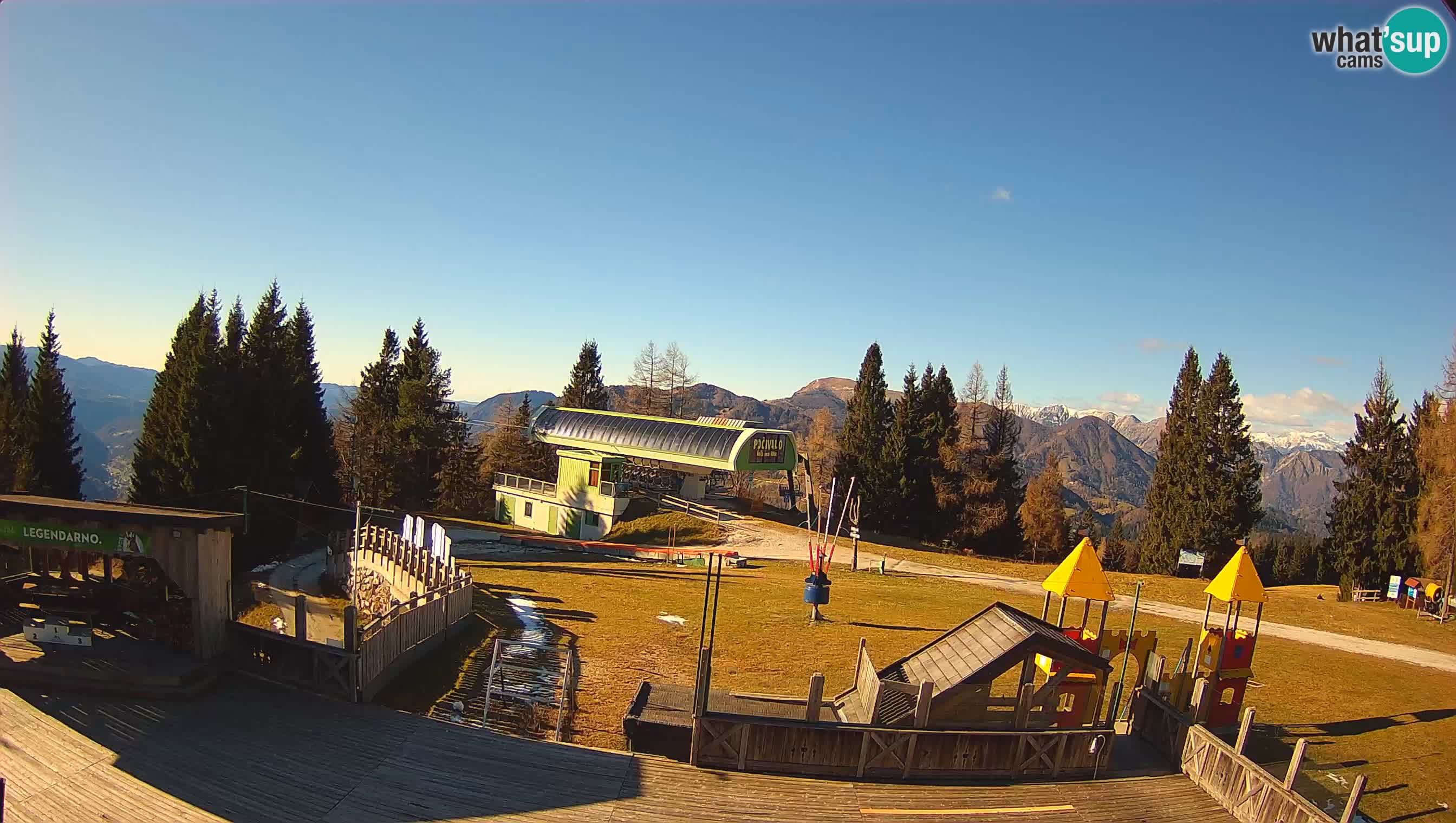 Alpska Perla kamera Cerkno Počivalo