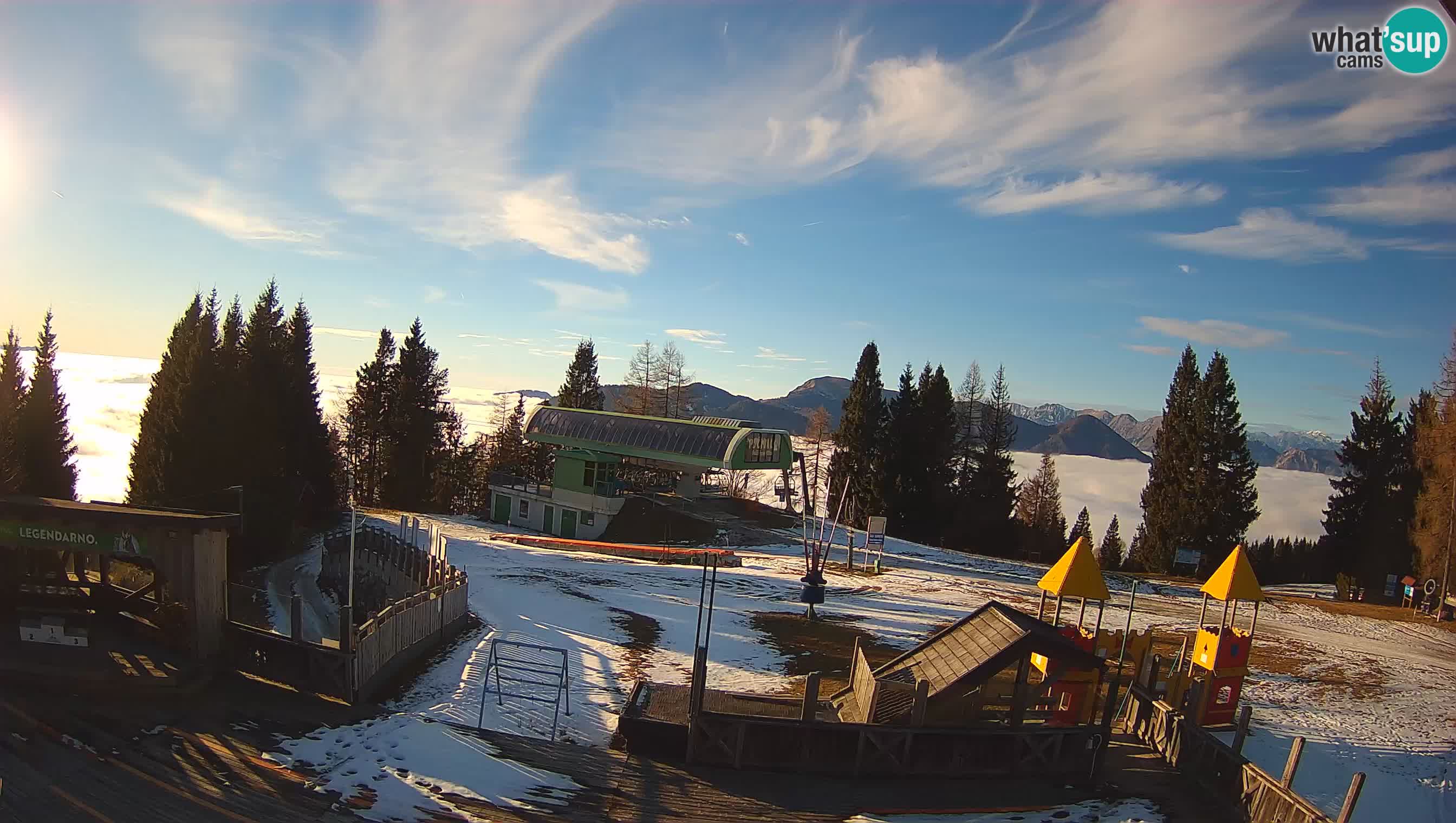 Alpska Perla Ski hotel Cerkno Počivalo webcam – Slovenia