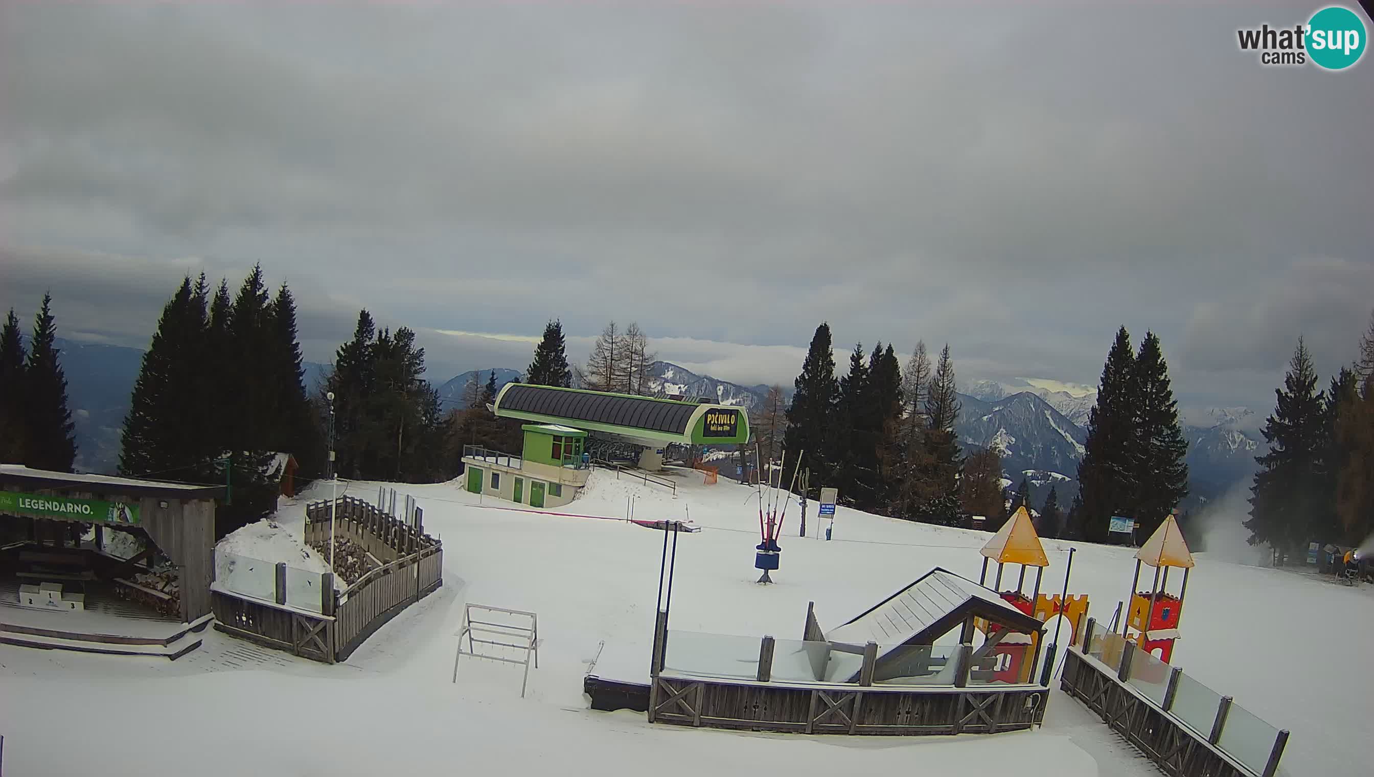 Alpska Perla Ski center Cerkno Počivalo webcam – Slovenia