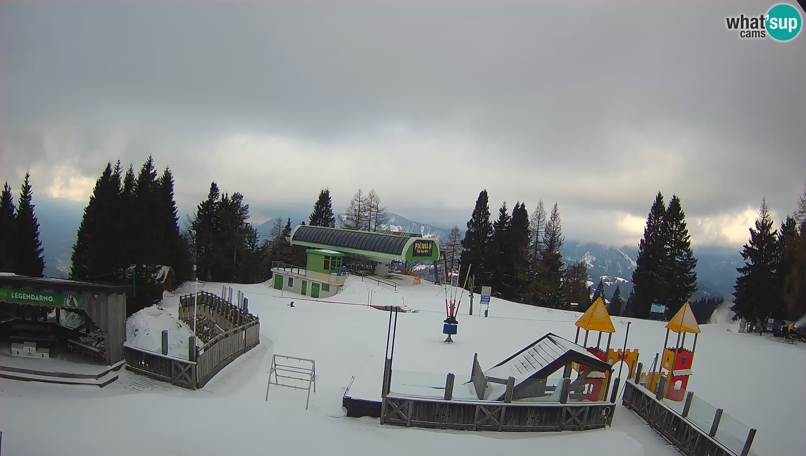 Alpska Perla Ski hotel Cerkno Počivalo webcam – Slovenia