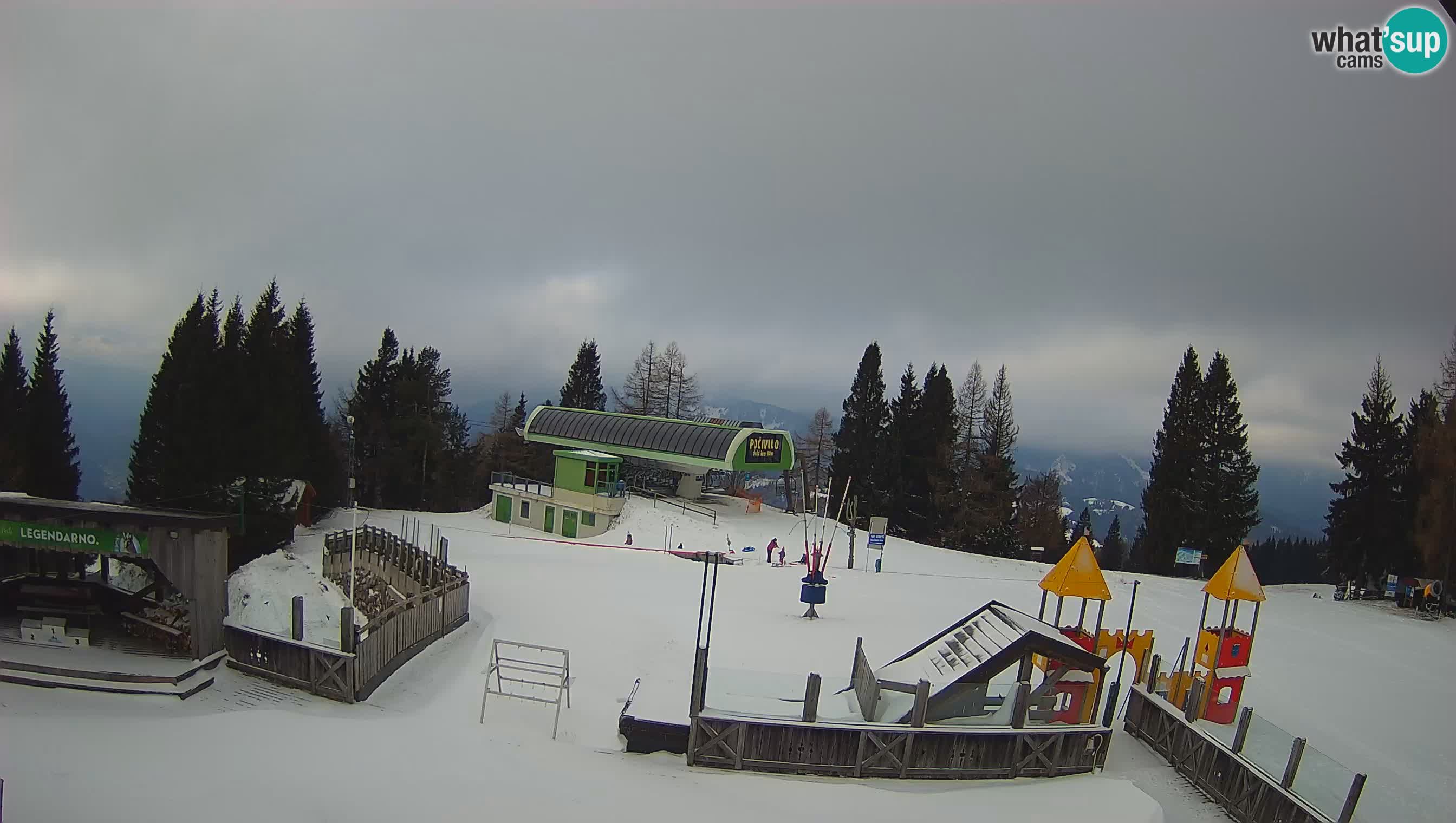 Webcam de la station de ski des Alpes slovènes à Cerkno Počivalo