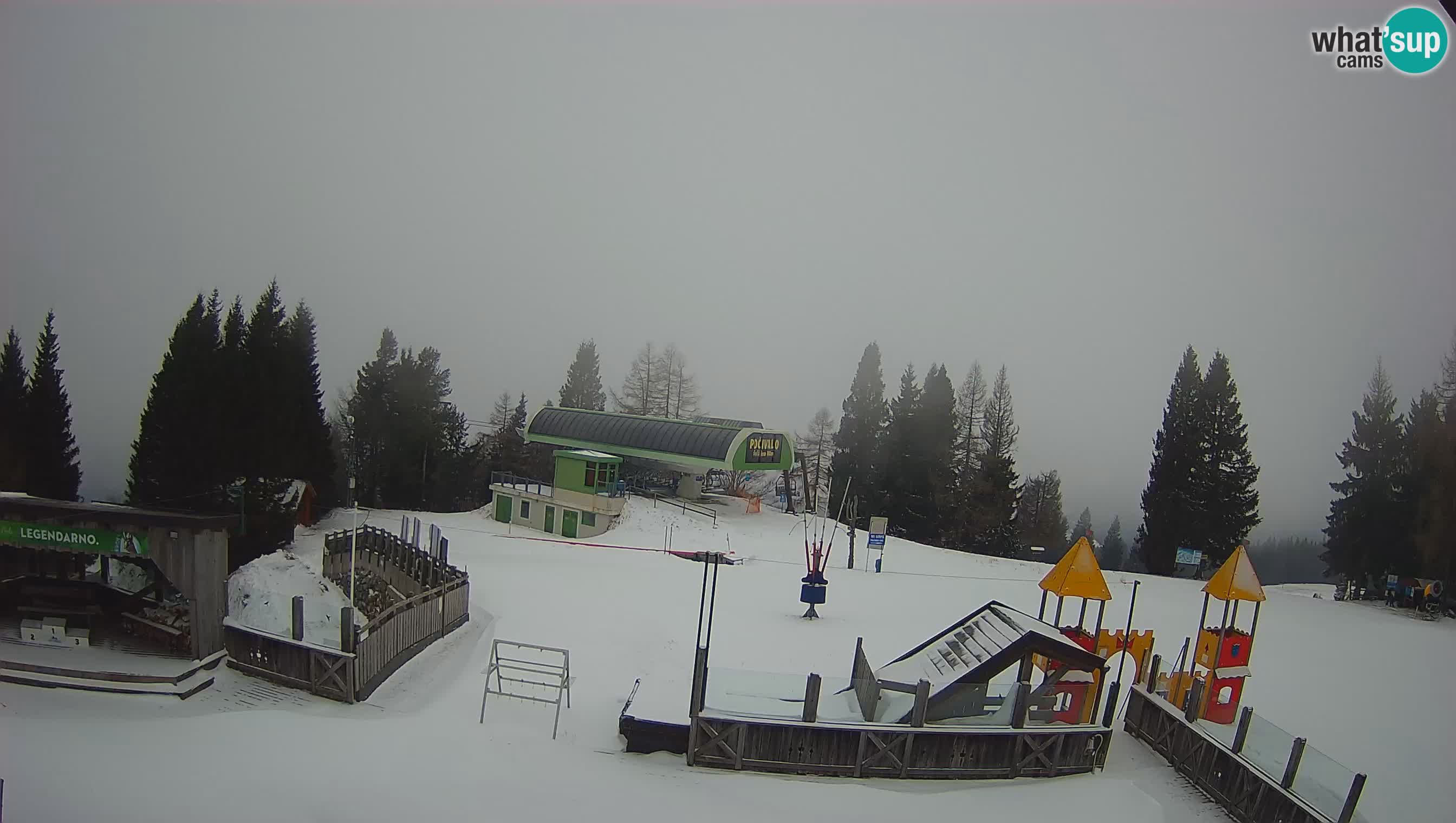 Alpska Perla Ski center Cerkno Počivalo webcam – Slovenia