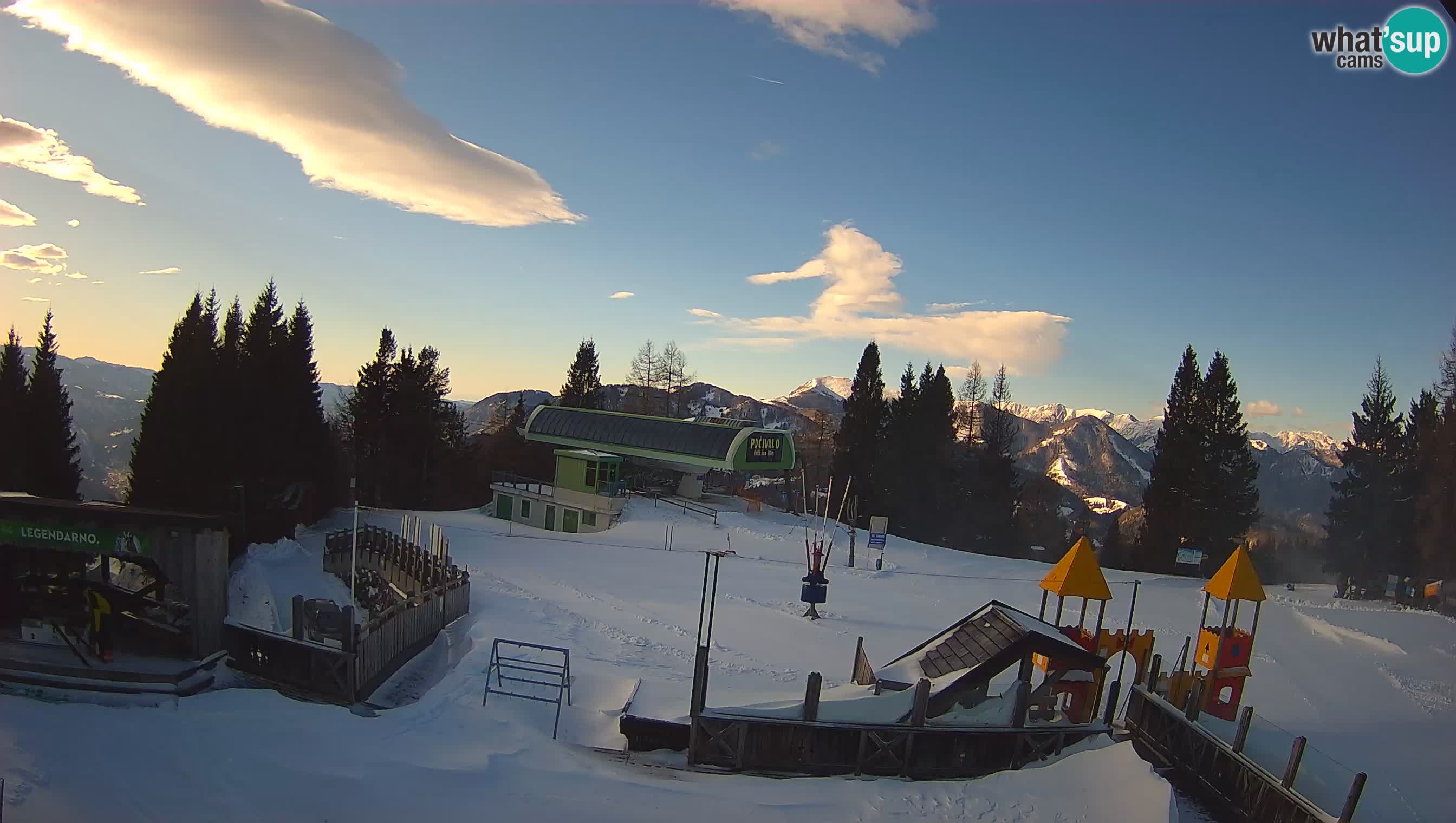 Alpska Perla kamera Cerkno Počivalo